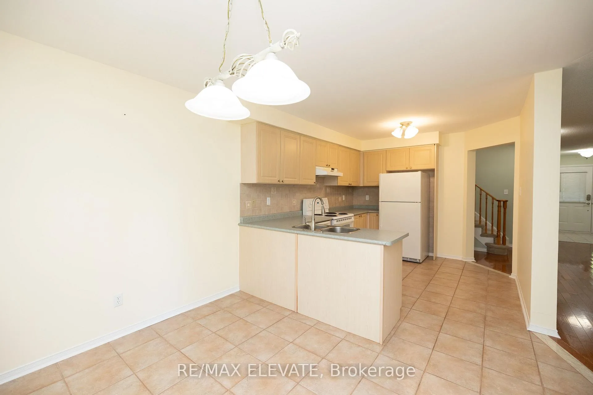 Photo 7 of 1202 Monica Cook Place, Pickering, Bay Ridges — HOMEH