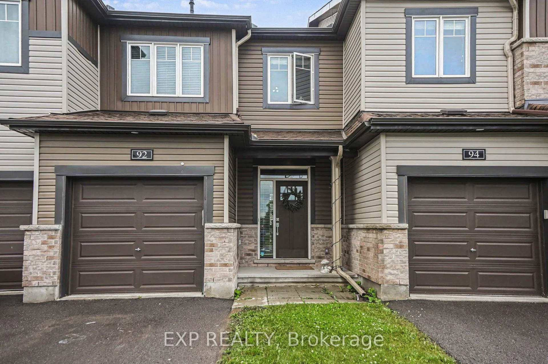 Photo 1 of 92 Gardenpost Terrace, Ottawa, Avalon West — HOMEH