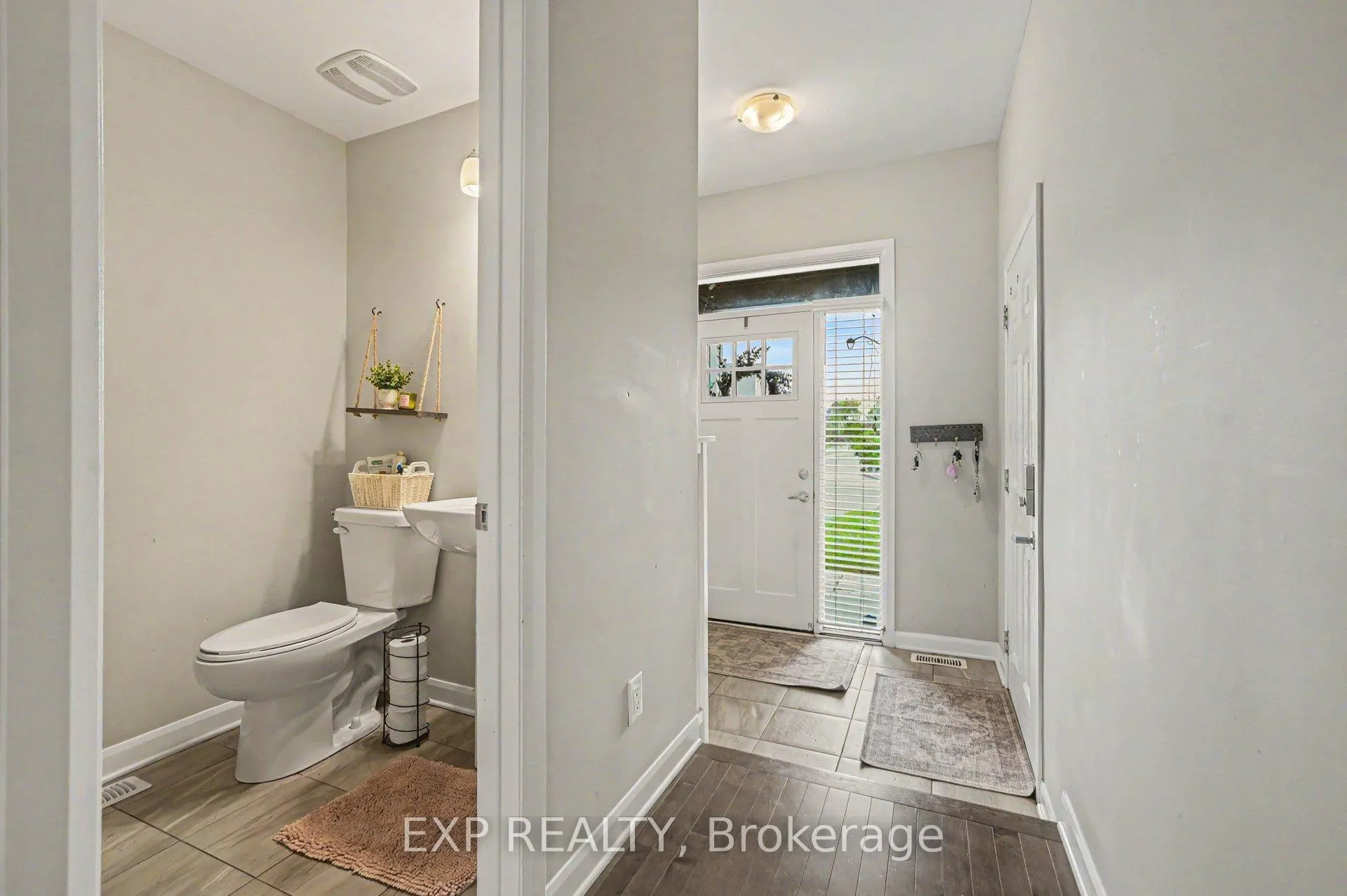 Photo 3 of 92 Gardenpost Terrace, Ottawa, Avalon West — HOMEH