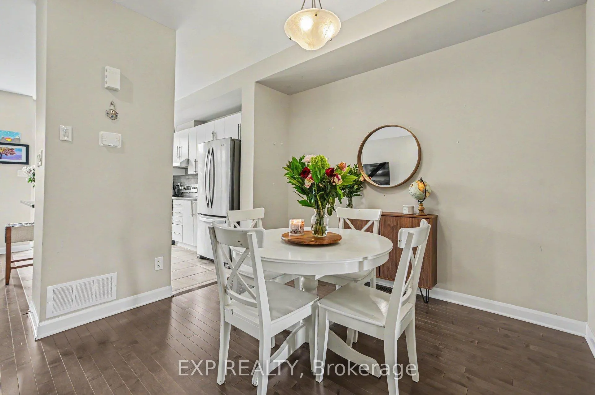 Photo 8 of 92 Gardenpost Terrace, Ottawa, Avalon West — HOMEH