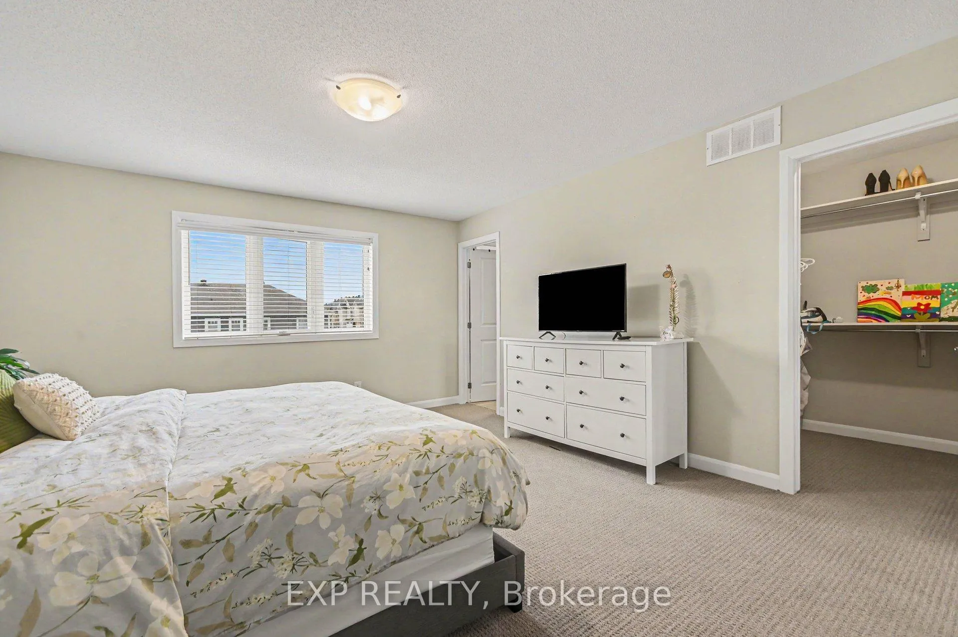 Photo 16 of 92 Gardenpost Terrace, Ottawa, Avalon West — HOMEH