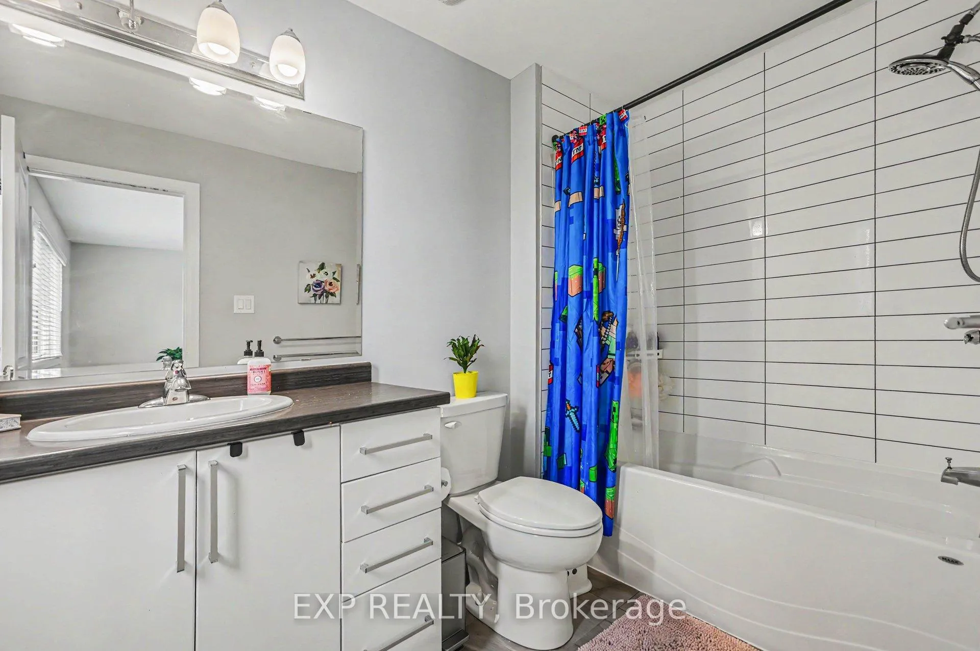 Photo 17 of 92 Gardenpost Terrace, Ottawa, Avalon West — HOMEH