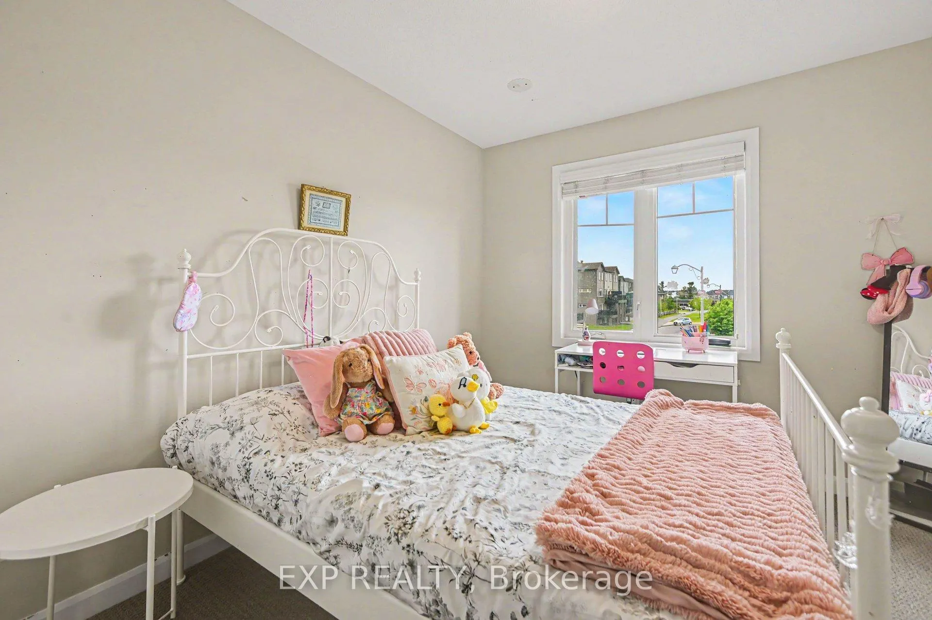 Photo 18 of 92 Gardenpost Terrace, Ottawa, Avalon West — HOMEH