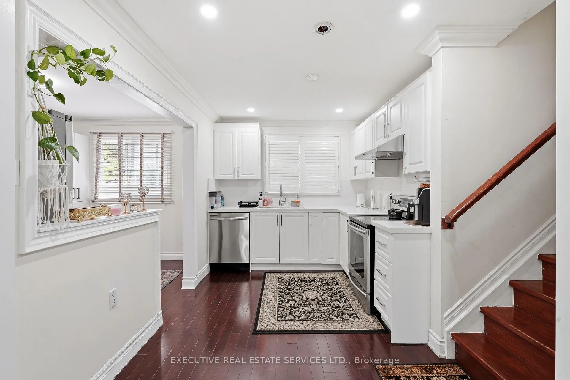 Photo 11 of 207 Christopher Drive, Cambridge, Christopher-Champlain — HOMEH