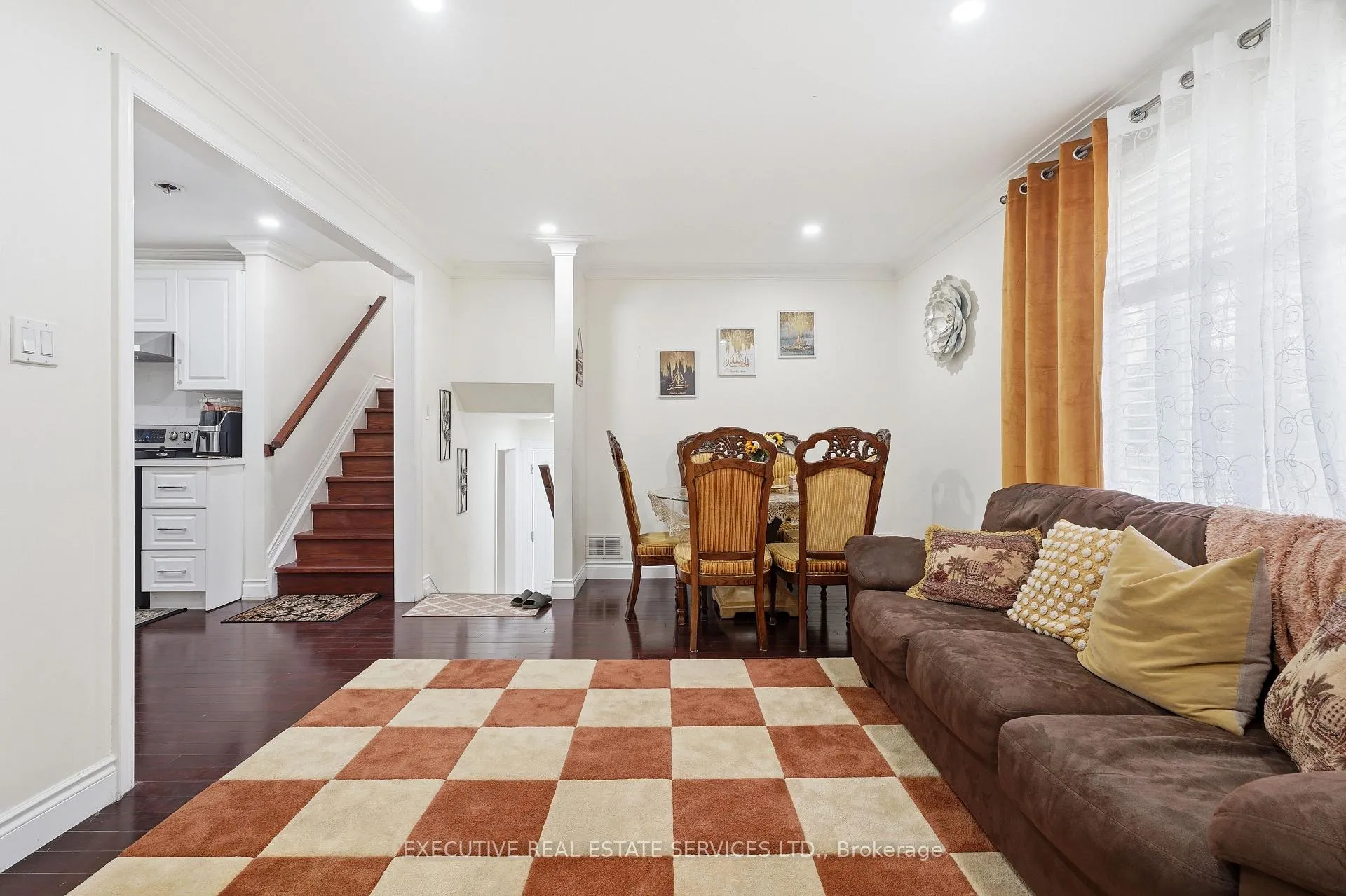 Photo 28 of 207 Christopher Drive, Cambridge, Christopher-Champlain — HOMEH