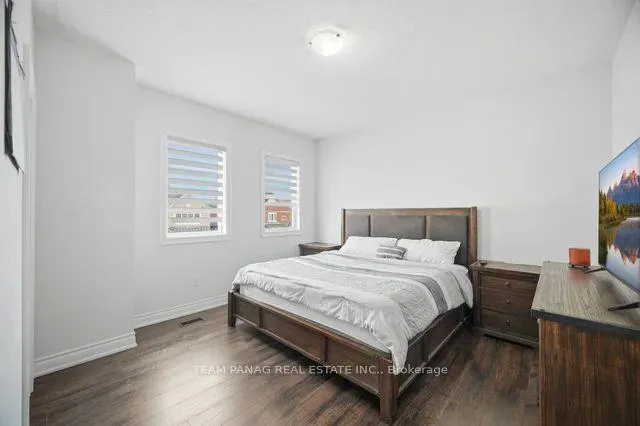 Photo 31 of 32 Fanning Trail, Brampton, Toronto Gore Rural Estate — HOMEH