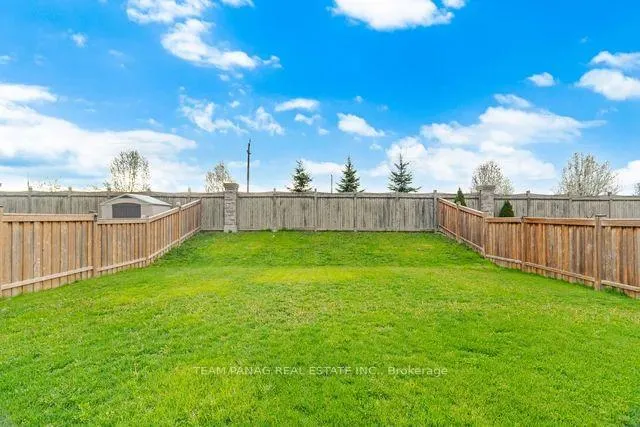 Photo 42 of 32 Fanning Trail, Brampton, Toronto Gore Rural Estate — HOMEH