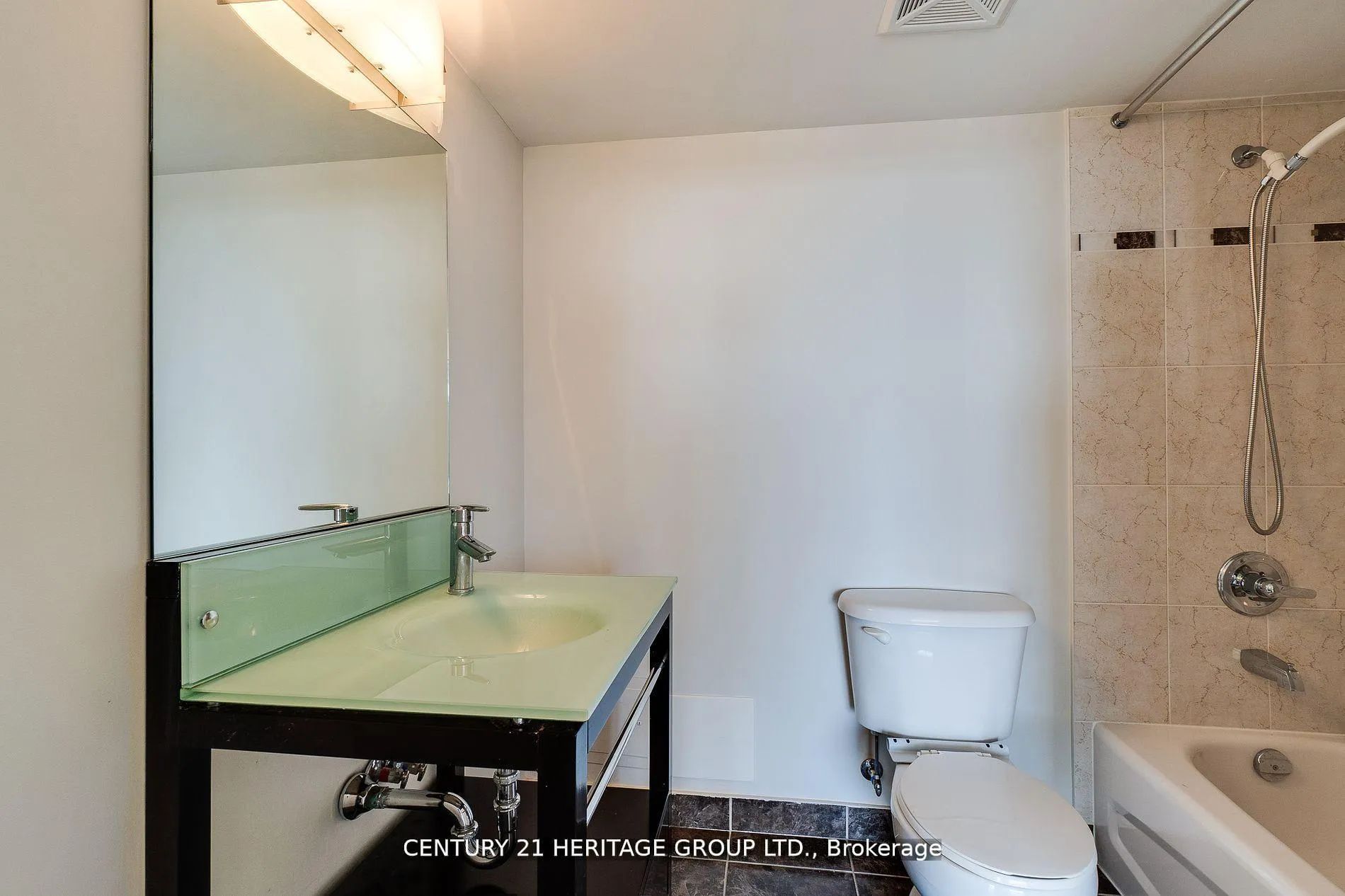 Photo 16 of Unit 709, 7 North Park Road, Vaughan, Beverley Glen — HOMEH