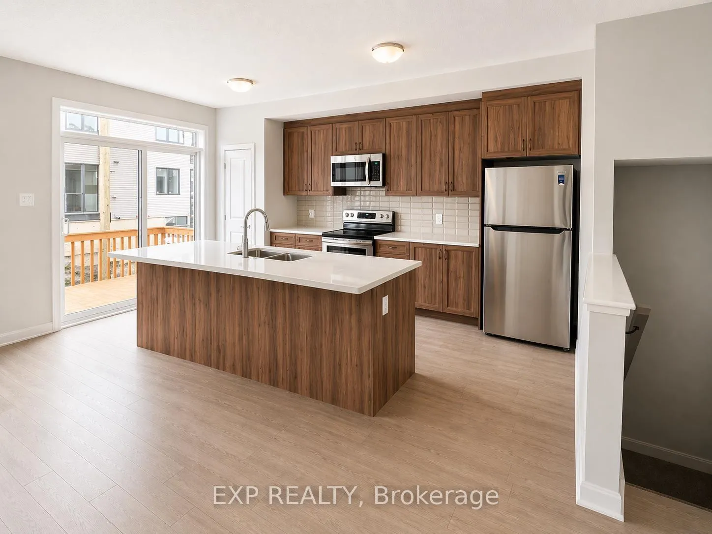 Photo 5 of 207 Invention Boulevard, Ottawa, Kanata - Morgan's Grant/South March — HOMEH