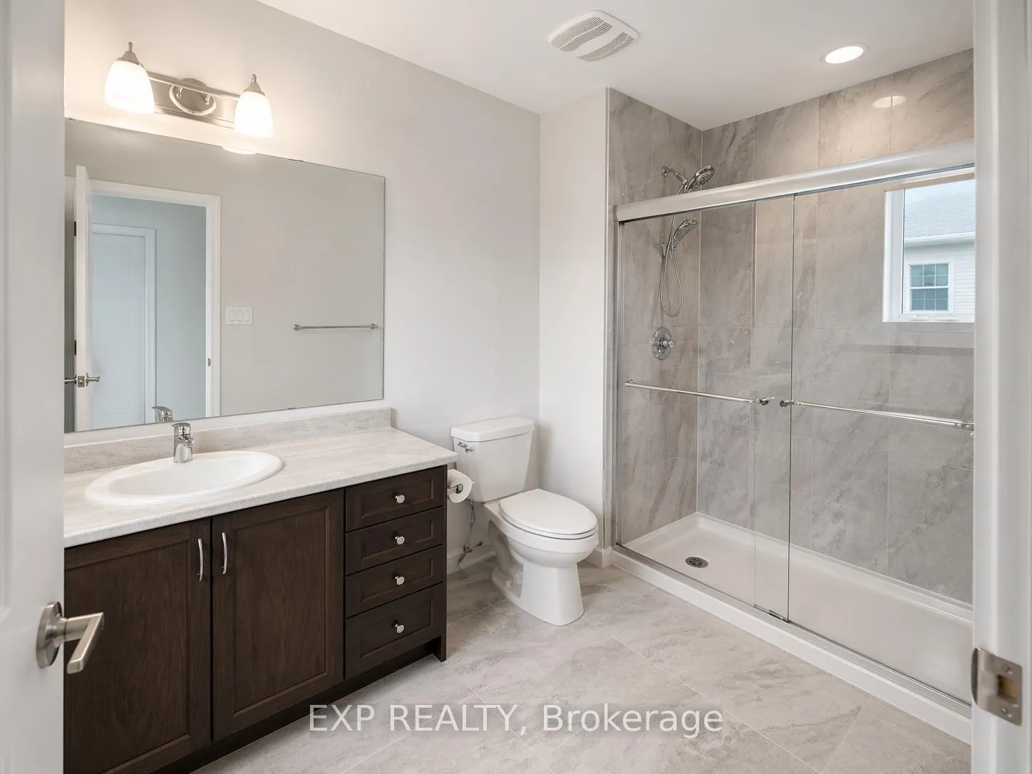 Photo 9 of 207 Invention Boulevard, Ottawa, Kanata - Morgan's Grant/South March — HOMEH