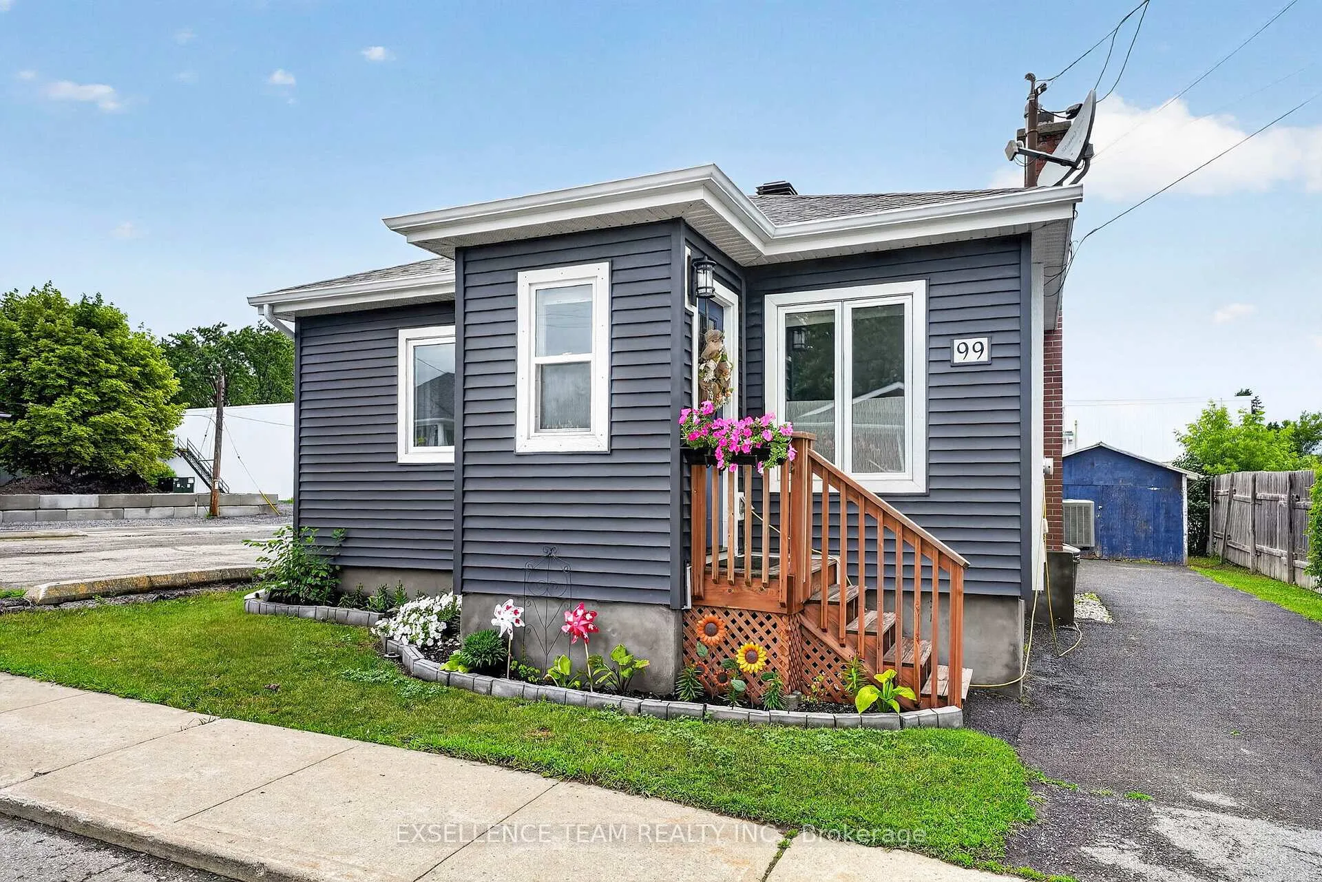 Photo 1 of 99 Lochiel Street E, North Glengarry, Alexandria — HOMEH