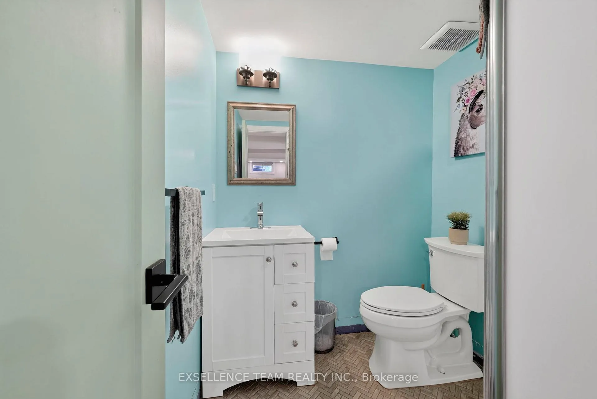 Photo 33 of 99 Lochiel Street E, North Glengarry, Alexandria — HOMEH
