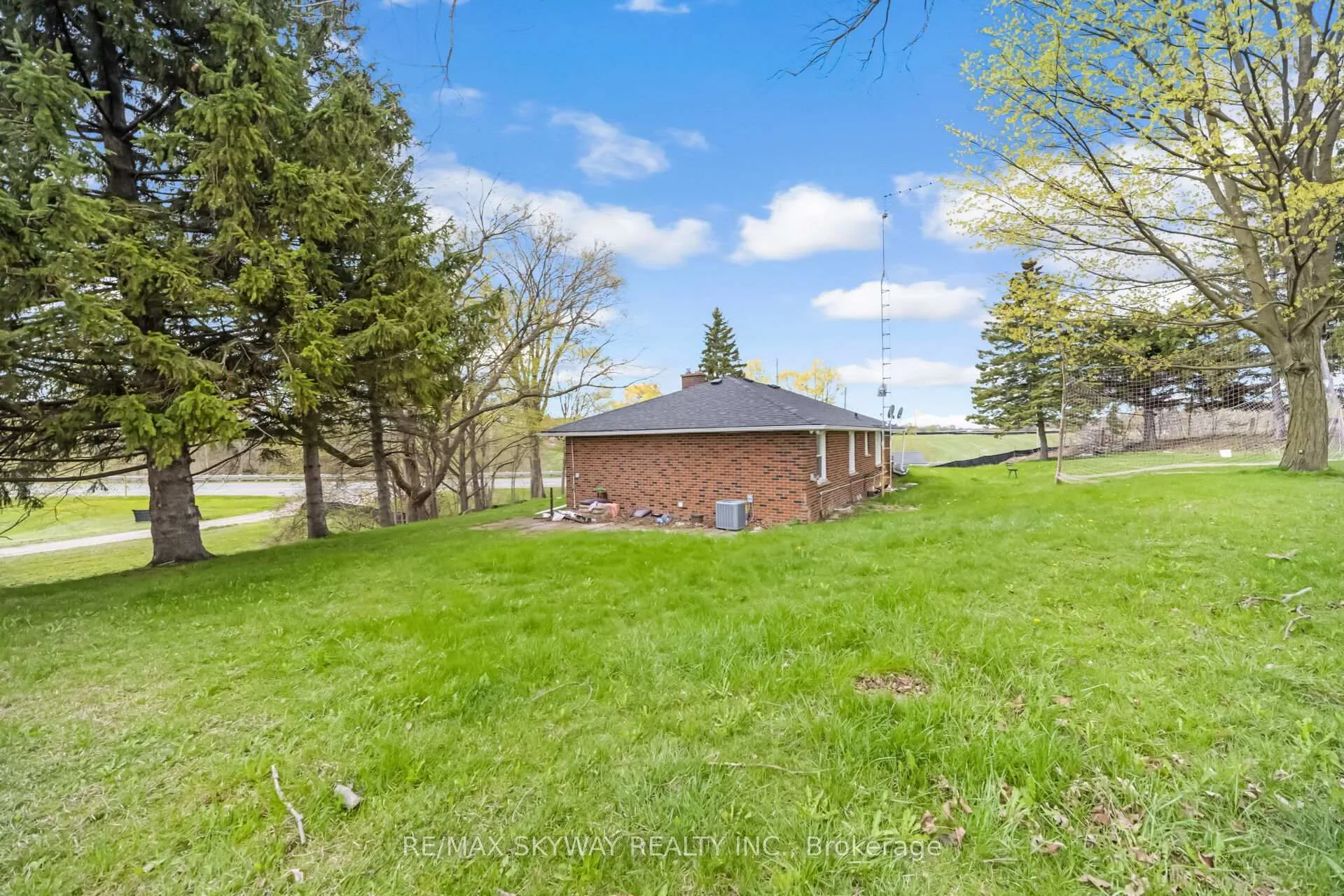 Photo 28 of 12891 Dixie Road, Caledon, Rural Caledon — HOMEH