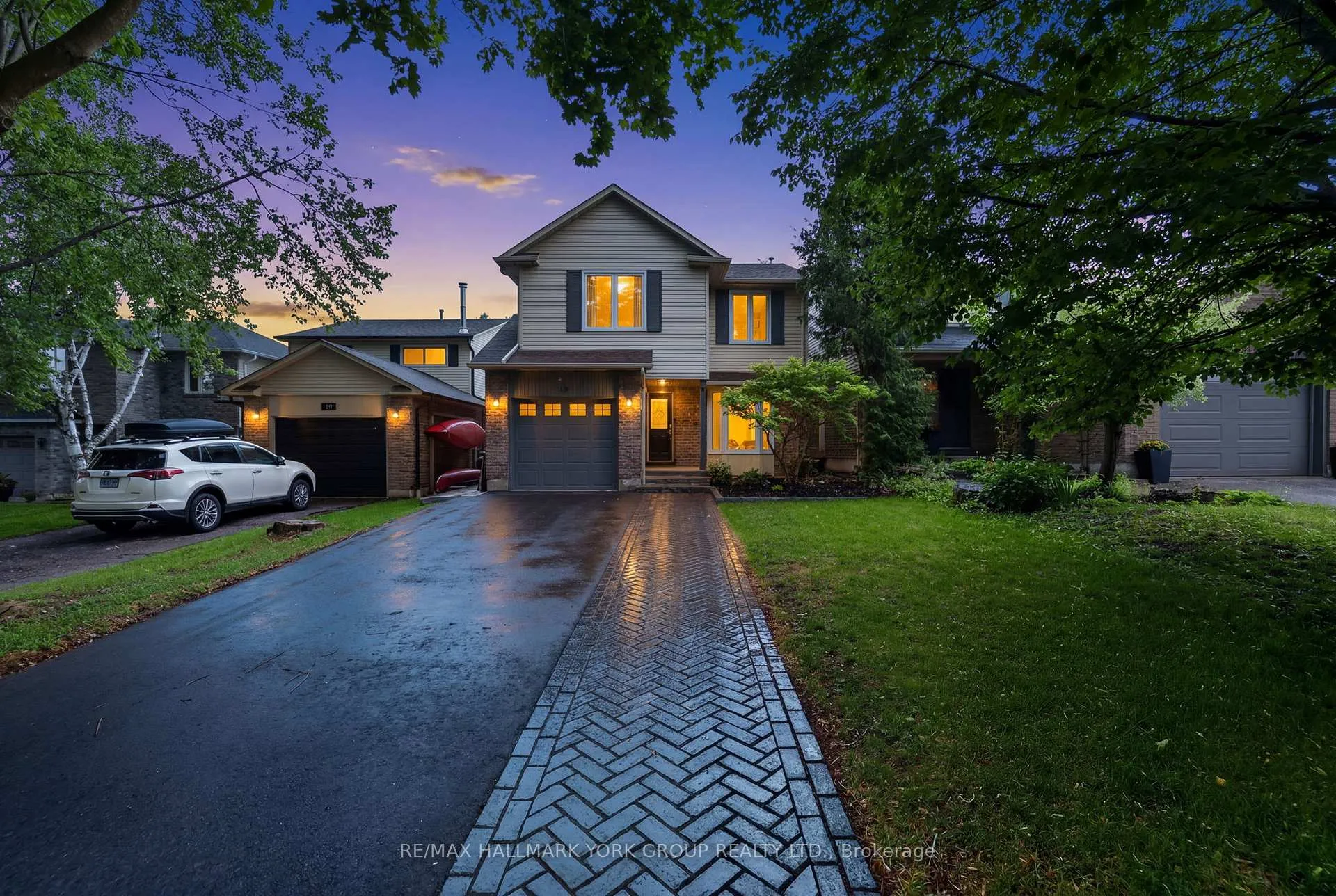 Photo 1 of 12 Odin Crescent, Aurora, Aurora Village — HOMEH