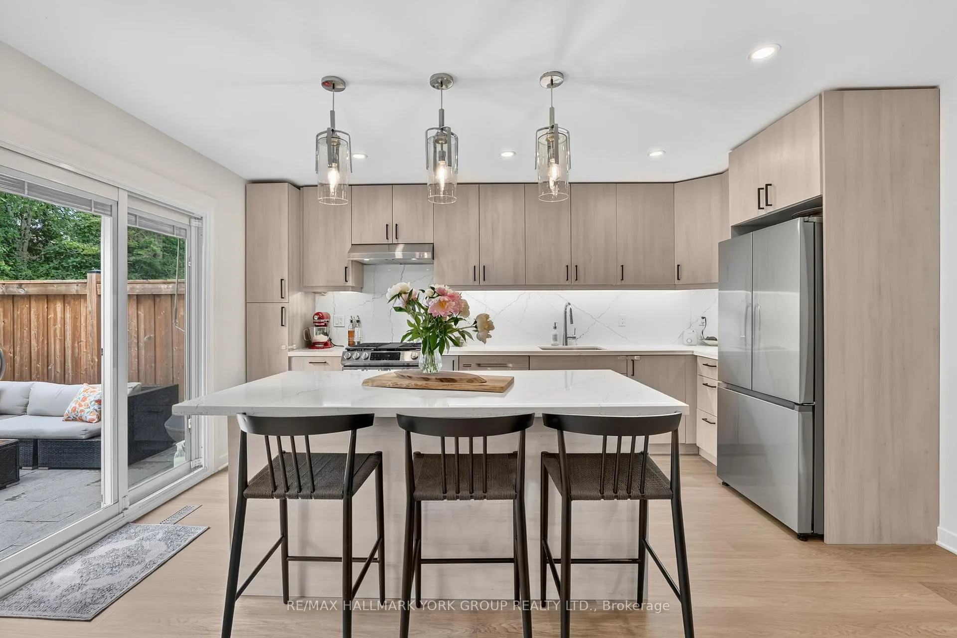 Photo 9 of 12 Odin Crescent, Aurora, Aurora Village — HOMEH