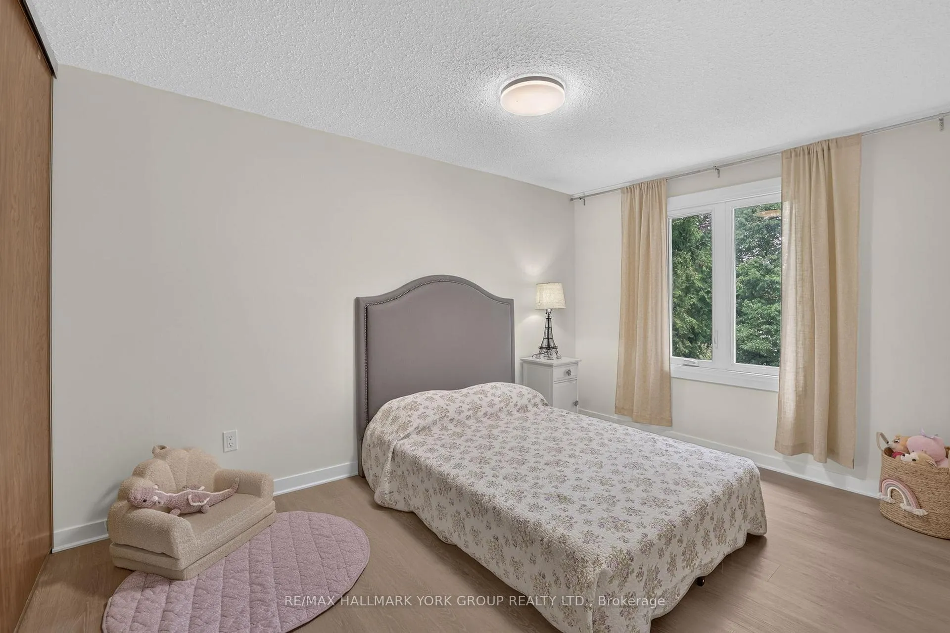 Photo 22 of 12 Odin Crescent, Aurora, Aurora Village — HOMEH