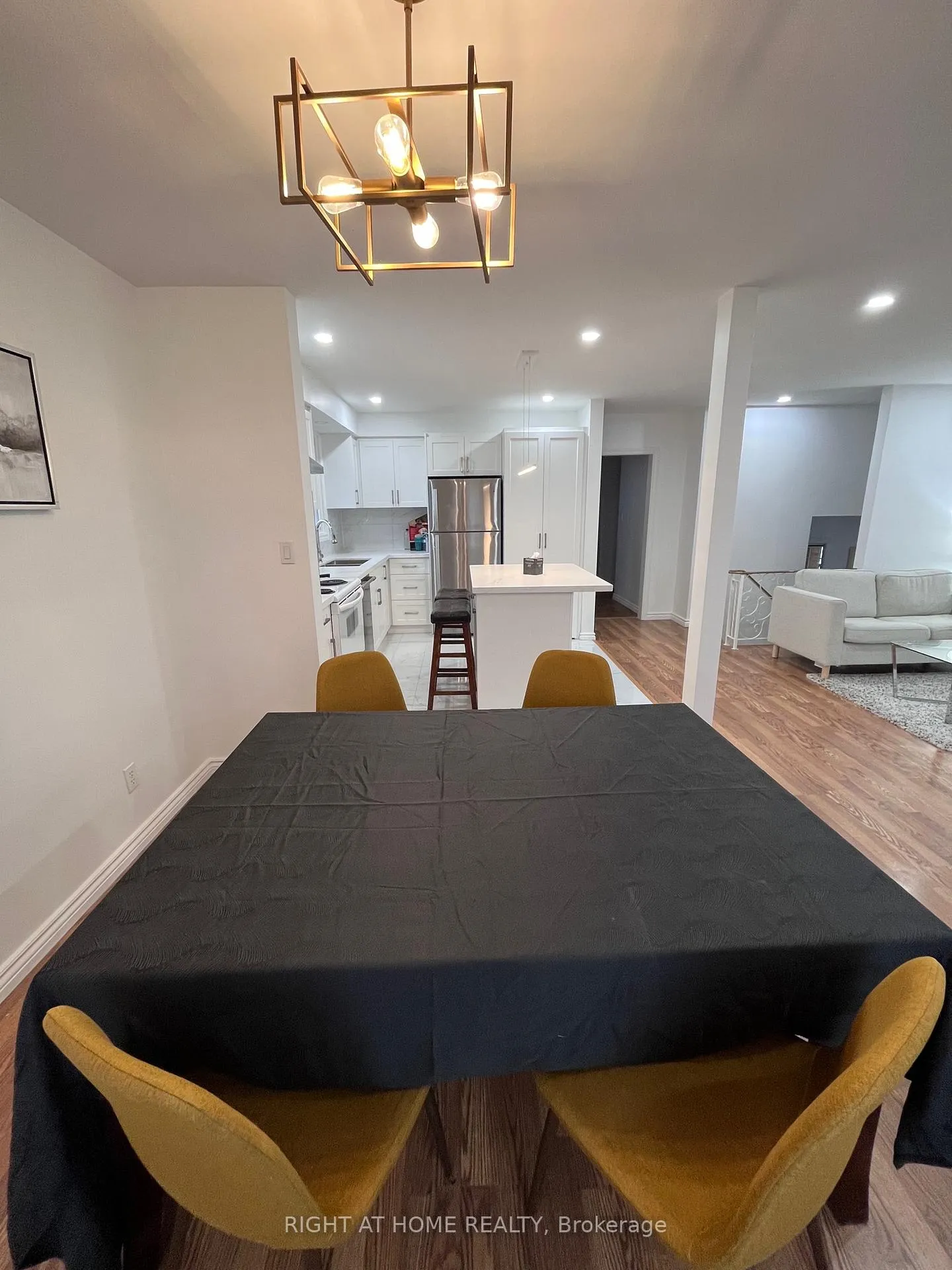 Photo 7 of 7431 Jubilee Drive, Niagara Falls, Marineland — HOMEH