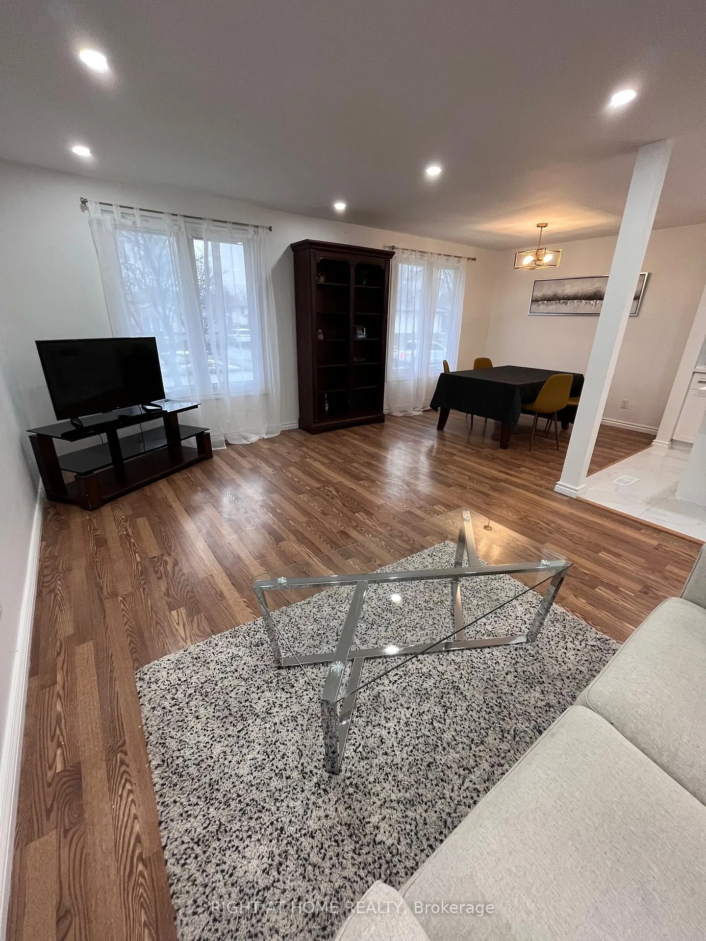 Photo 12 of 7431 Jubilee Drive, Niagara Falls, Marineland — HOMEH