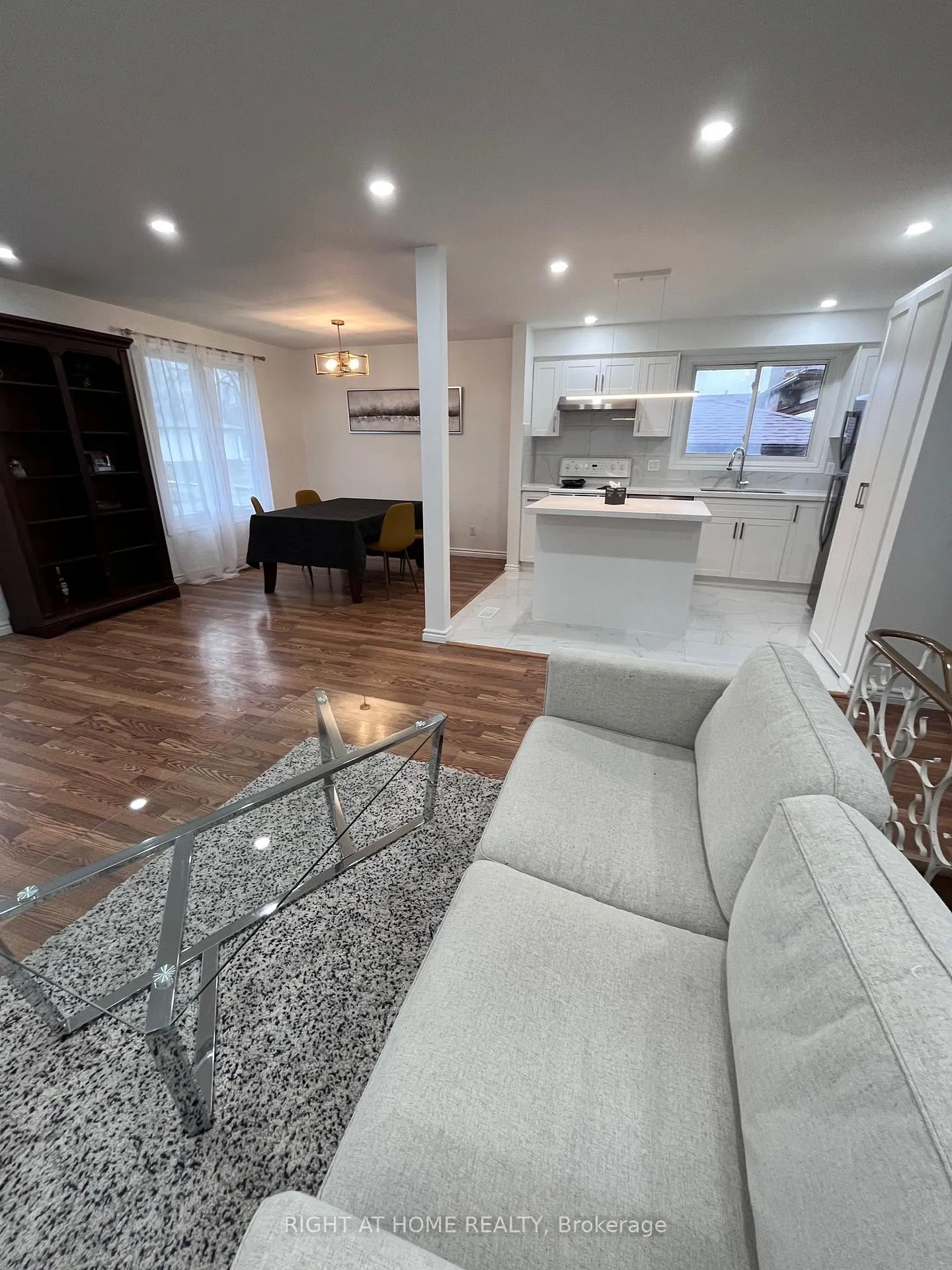 Photo 13 of 7431 Jubilee Drive, Niagara Falls, Marineland — HOMEH