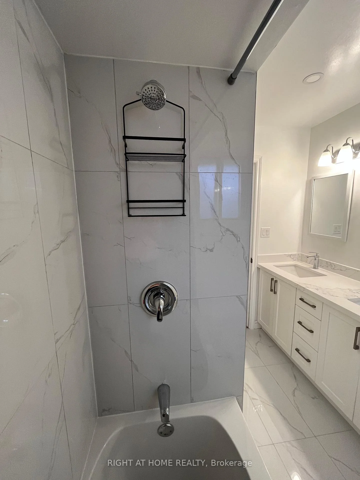 Photo 20 of 7431 Jubilee Drive, Niagara Falls, Marineland — HOMEH