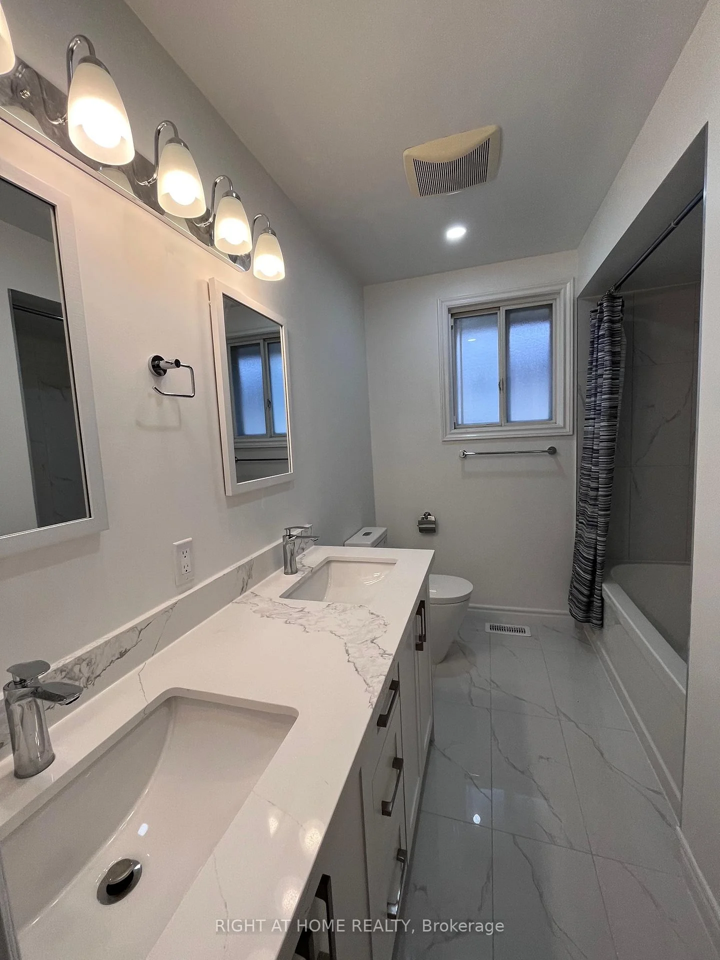 Photo 22 of 7431 Jubilee Drive, Niagara Falls, Marineland — HOMEH