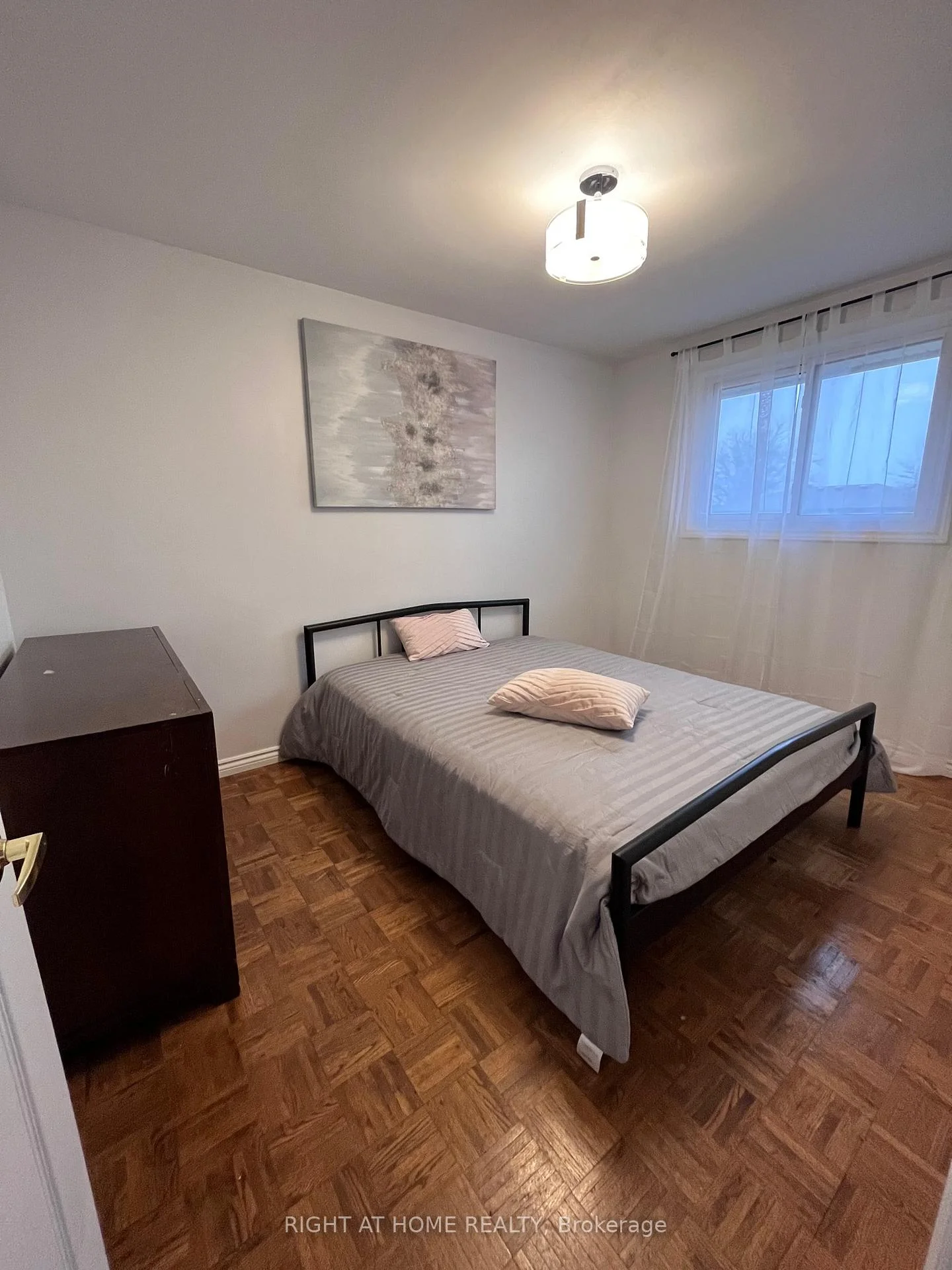 Photo 25 of 7431 Jubilee Drive, Niagara Falls, Marineland — HOMEH