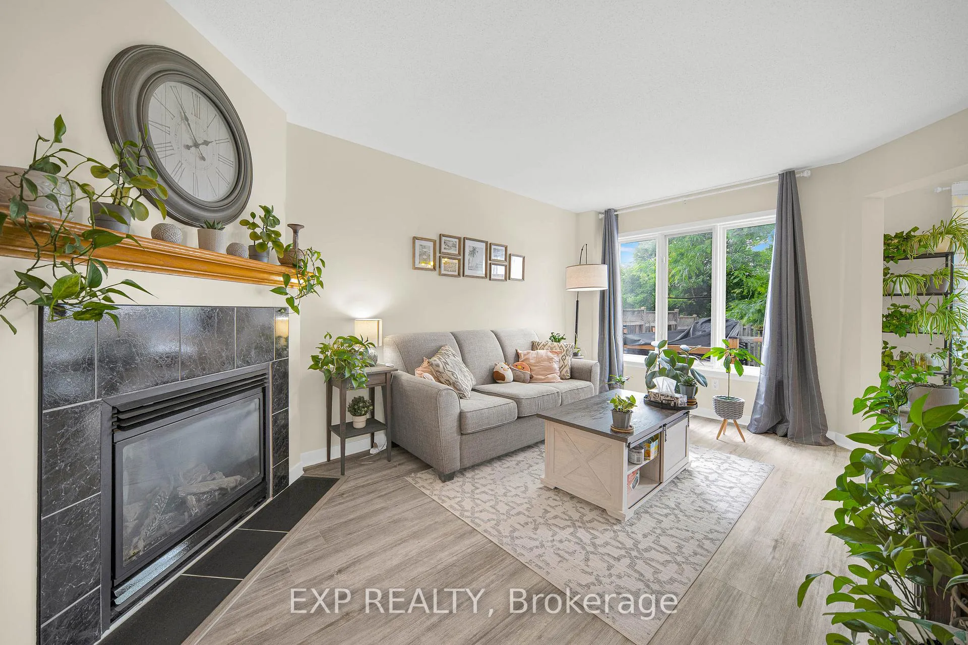 Photo 8 of 51 Palmadeo Drive, Ottawa, Barrhaven - Longfields — HOMEH