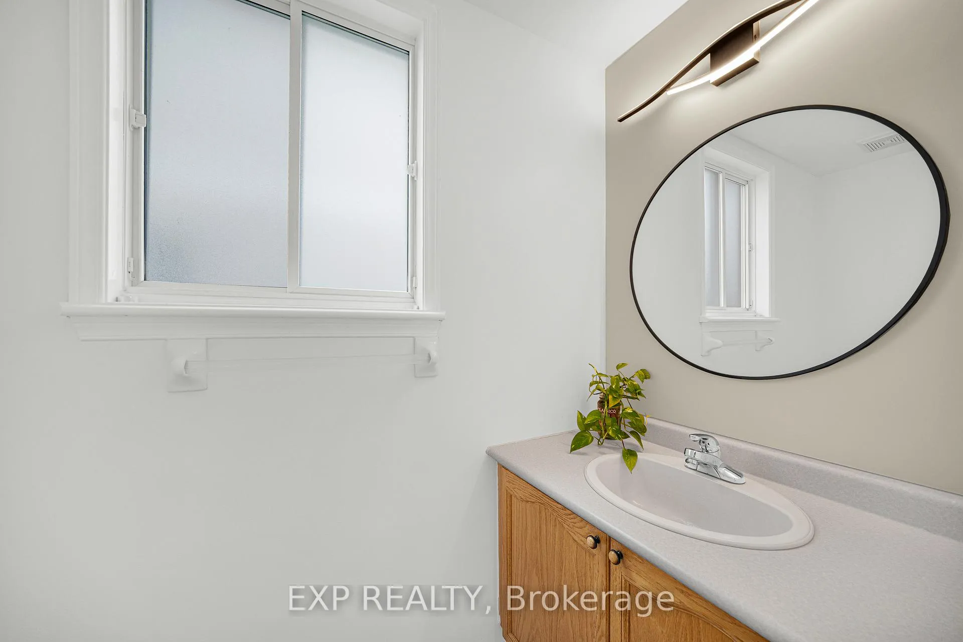 Photo 14 of 51 Palmadeo Drive, Ottawa, Barrhaven - Longfields — HOMEH