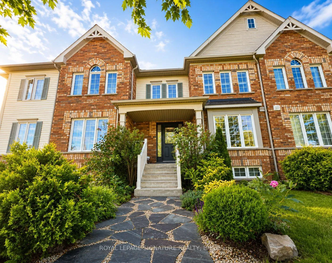 Photo 1 of 12 Blytheway Gate, Ajax, Northeast Ajax — HOMEH