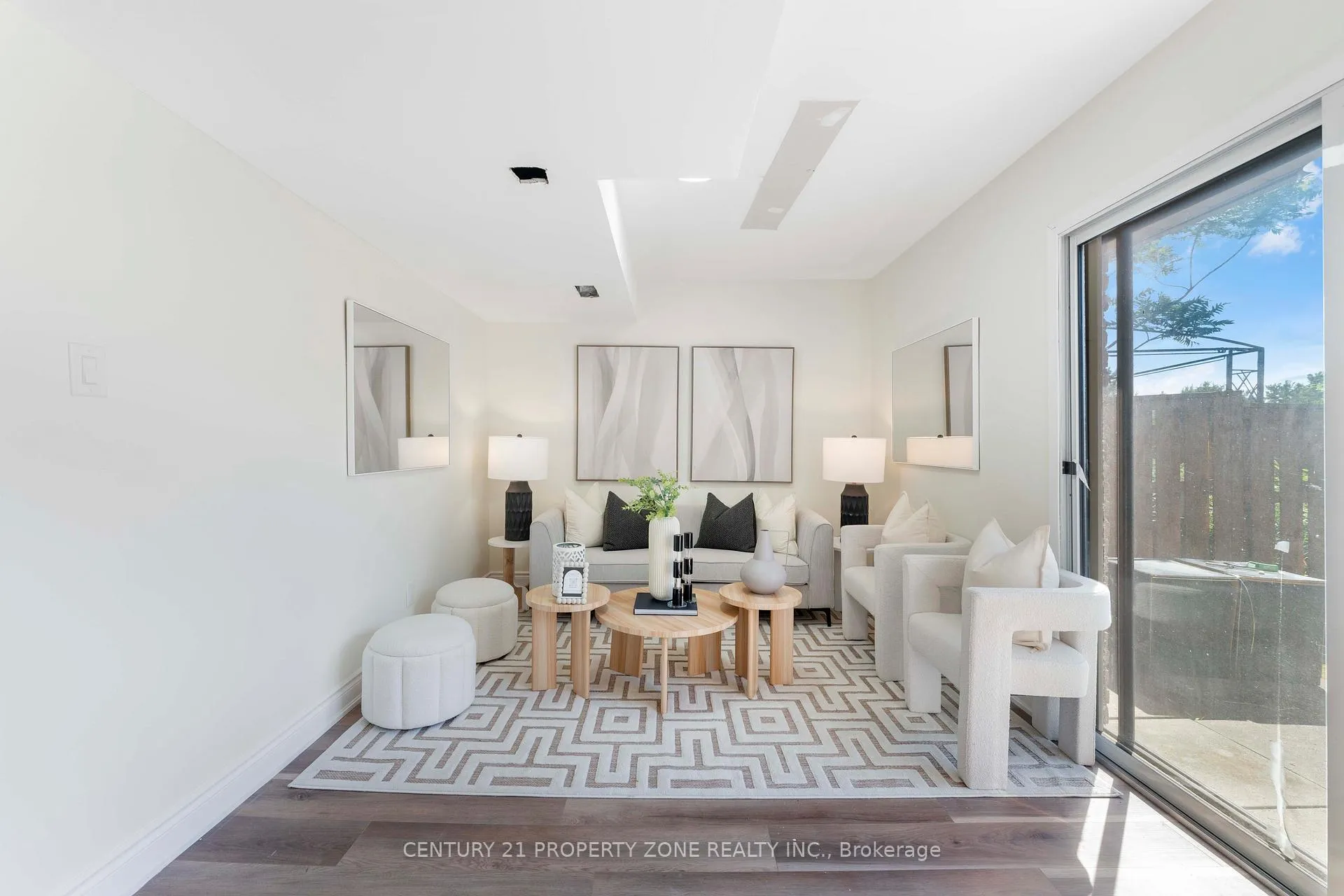 Photo 3 of 35 Ashton Crescent, Brampton, Central Park — HOMEH