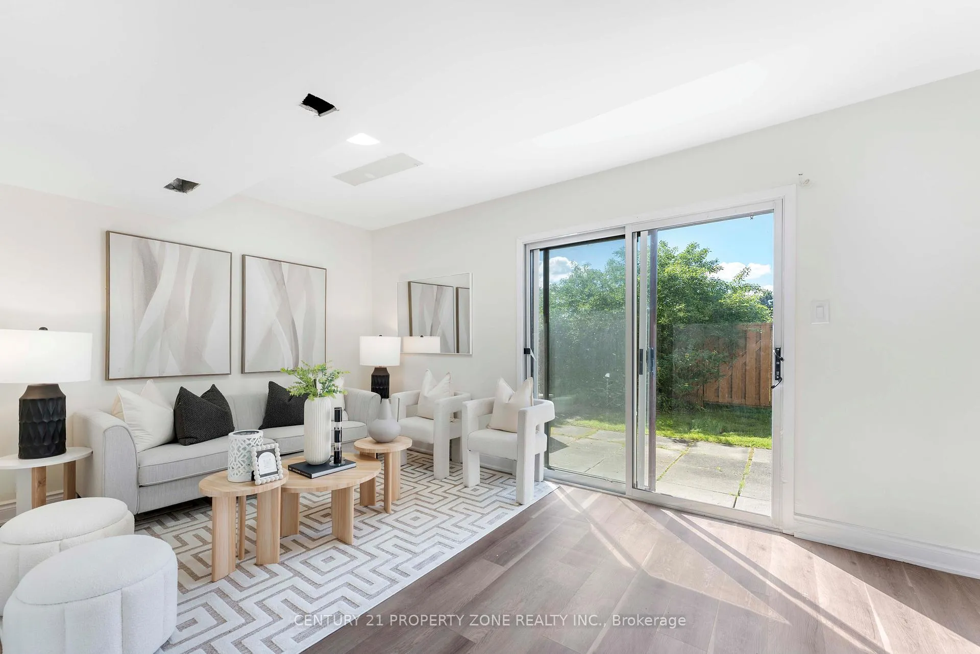 Photo 6 of 35 Ashton Crescent, Brampton, Central Park — HOMEH