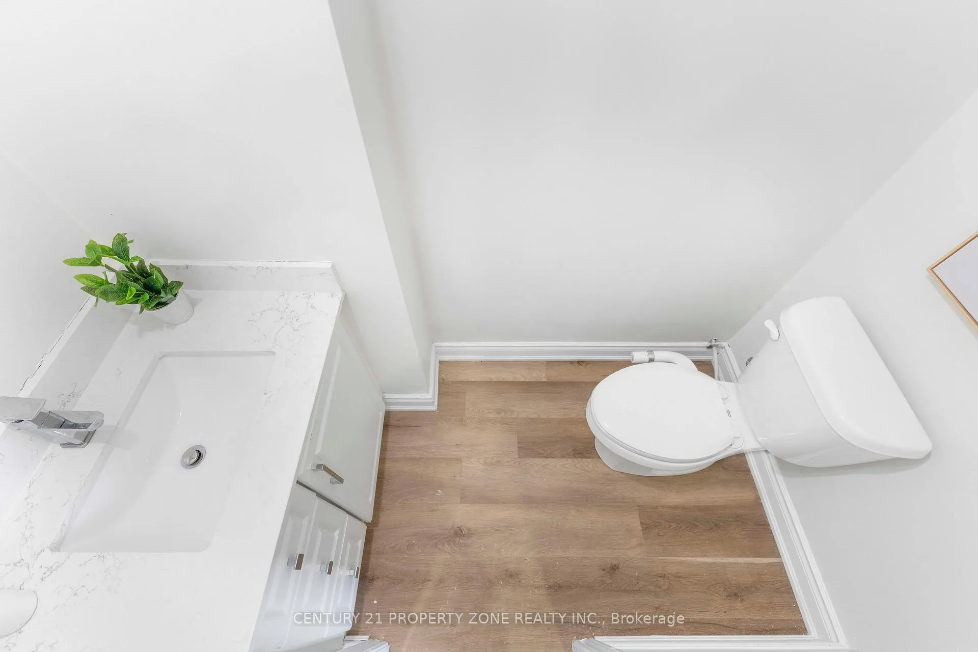 Photo 8 of 35 Ashton Crescent, Brampton, Central Park — HOMEH