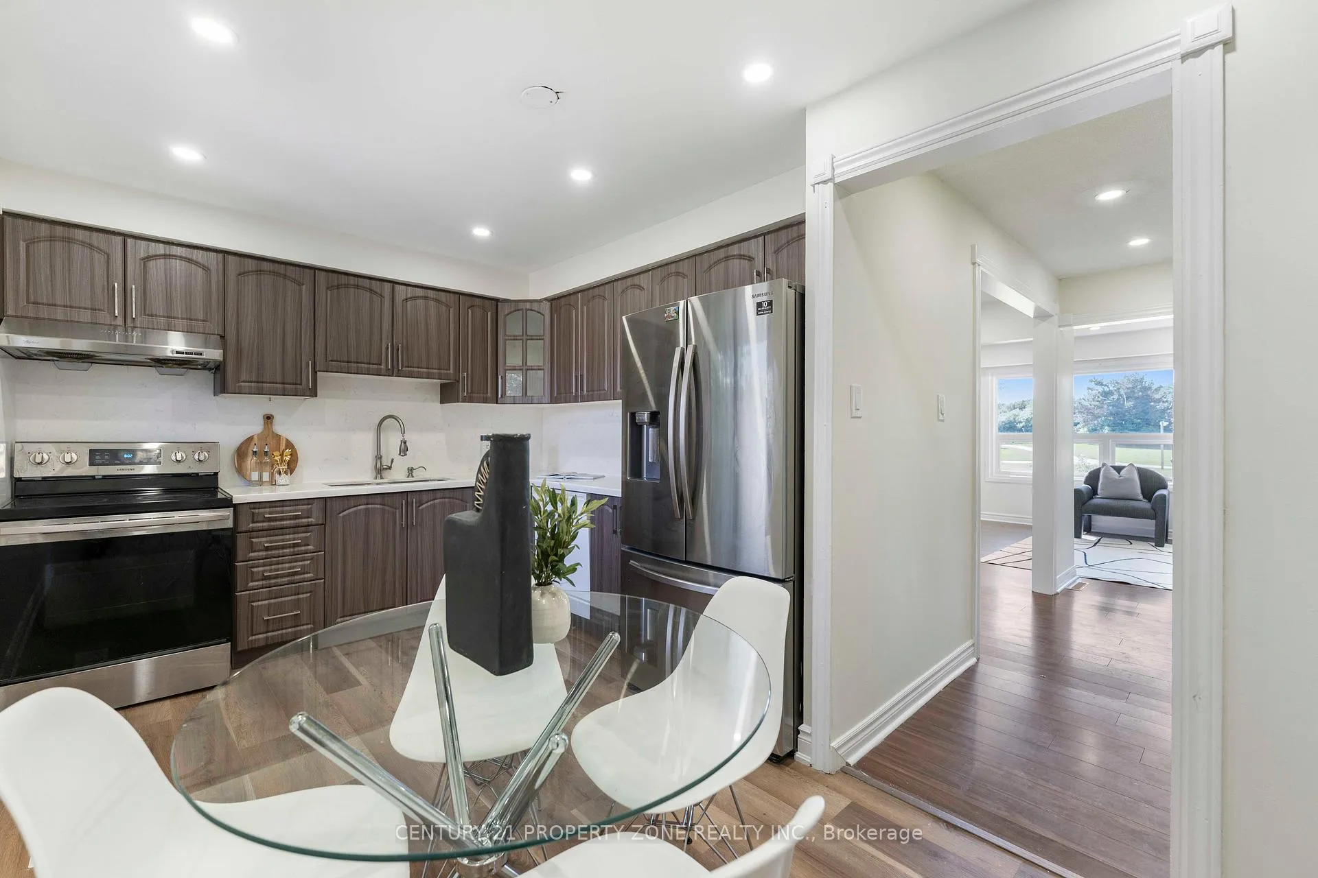 Photo 18 of 35 Ashton Crescent, Brampton, Central Park — HOMEH
