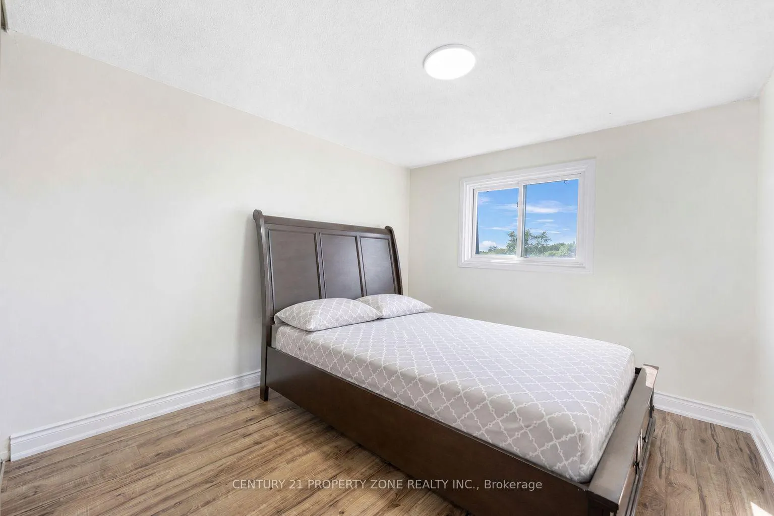 Photo 29 of 35 Ashton Crescent, Brampton, Central Park — HOMEH