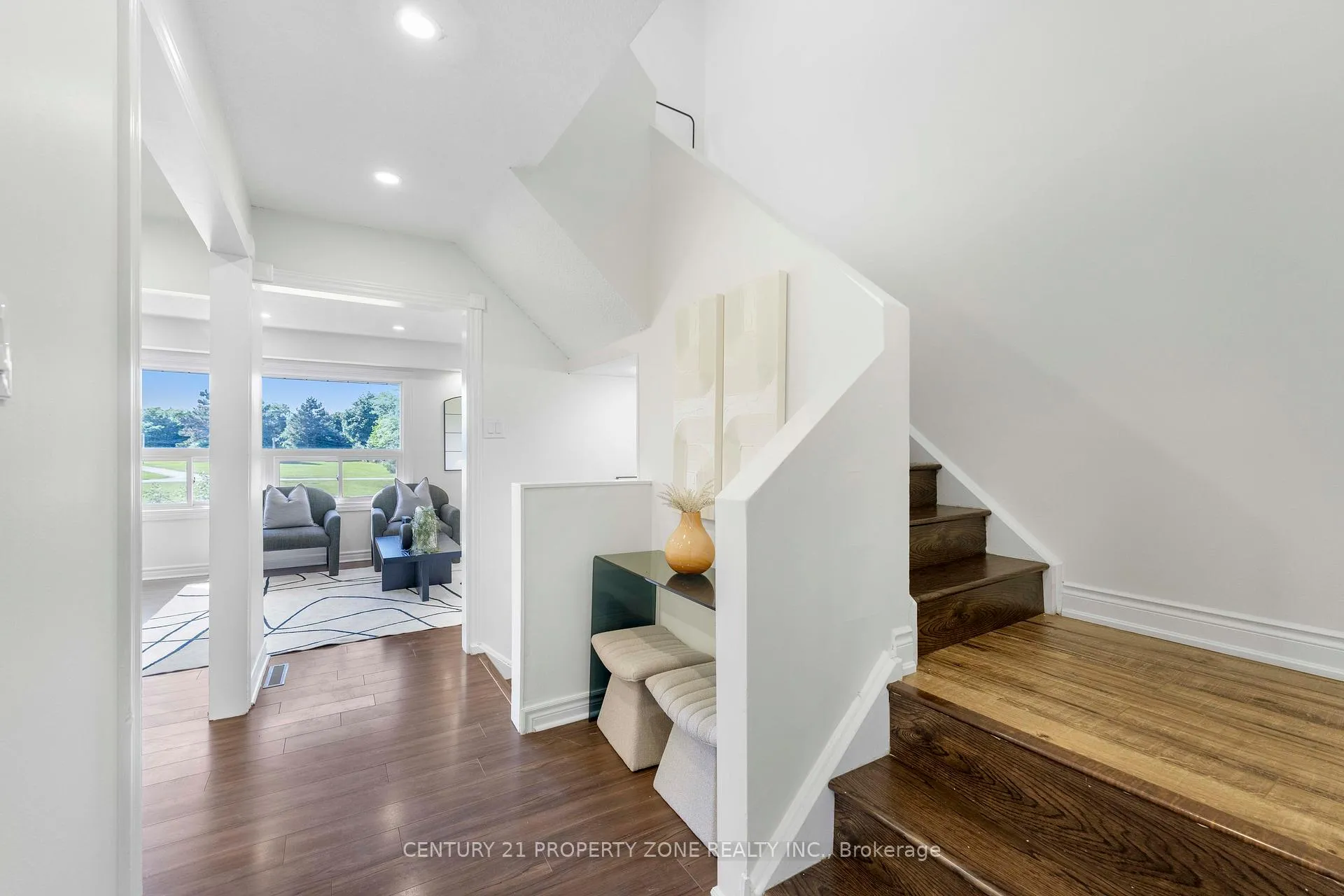 Photo 30 of 35 Ashton Crescent, Brampton, Central Park — HOMEH