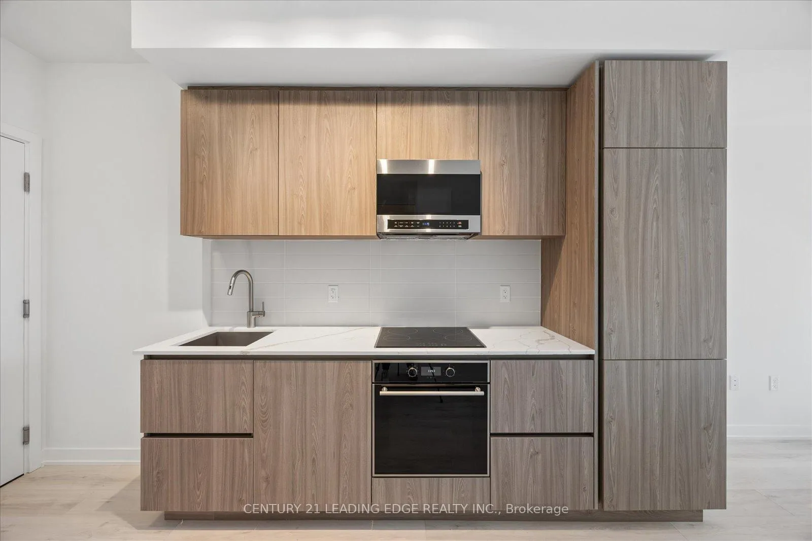 Photo 4 of Unit 2113S, 110 Broadway Avenue, Toronto, Mount Pleasant West — HOMEH