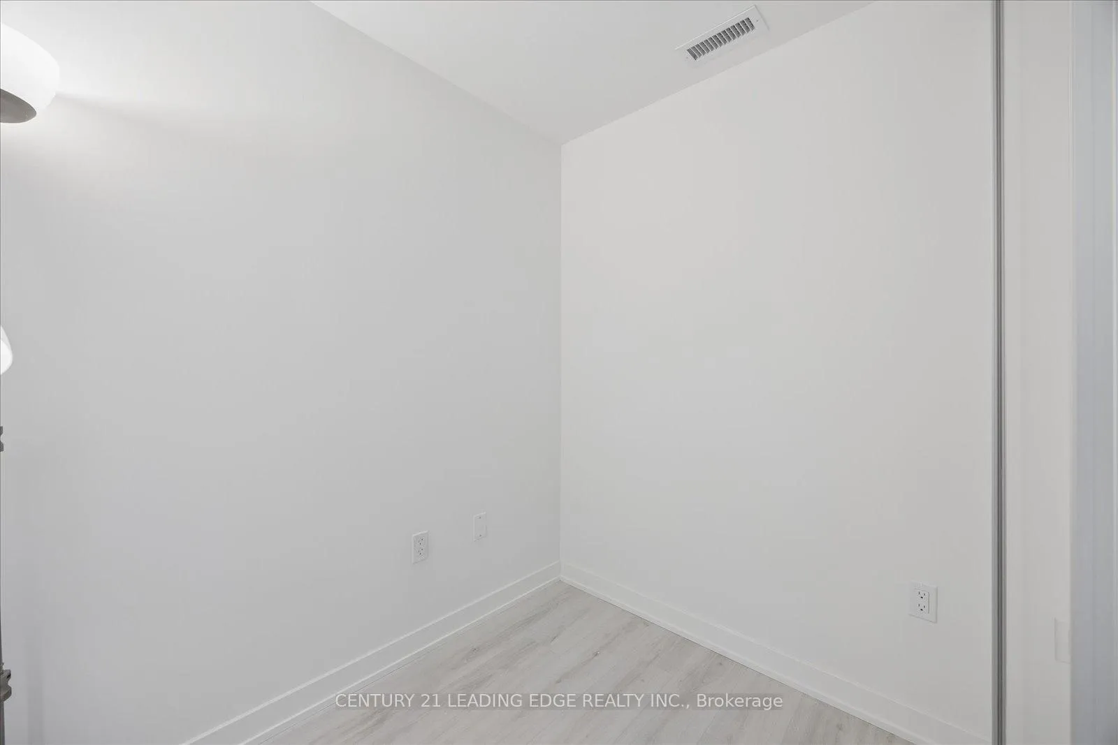 Photo 11 of Unit 2113S, 110 Broadway Avenue, Toronto, Mount Pleasant West — HOMEH