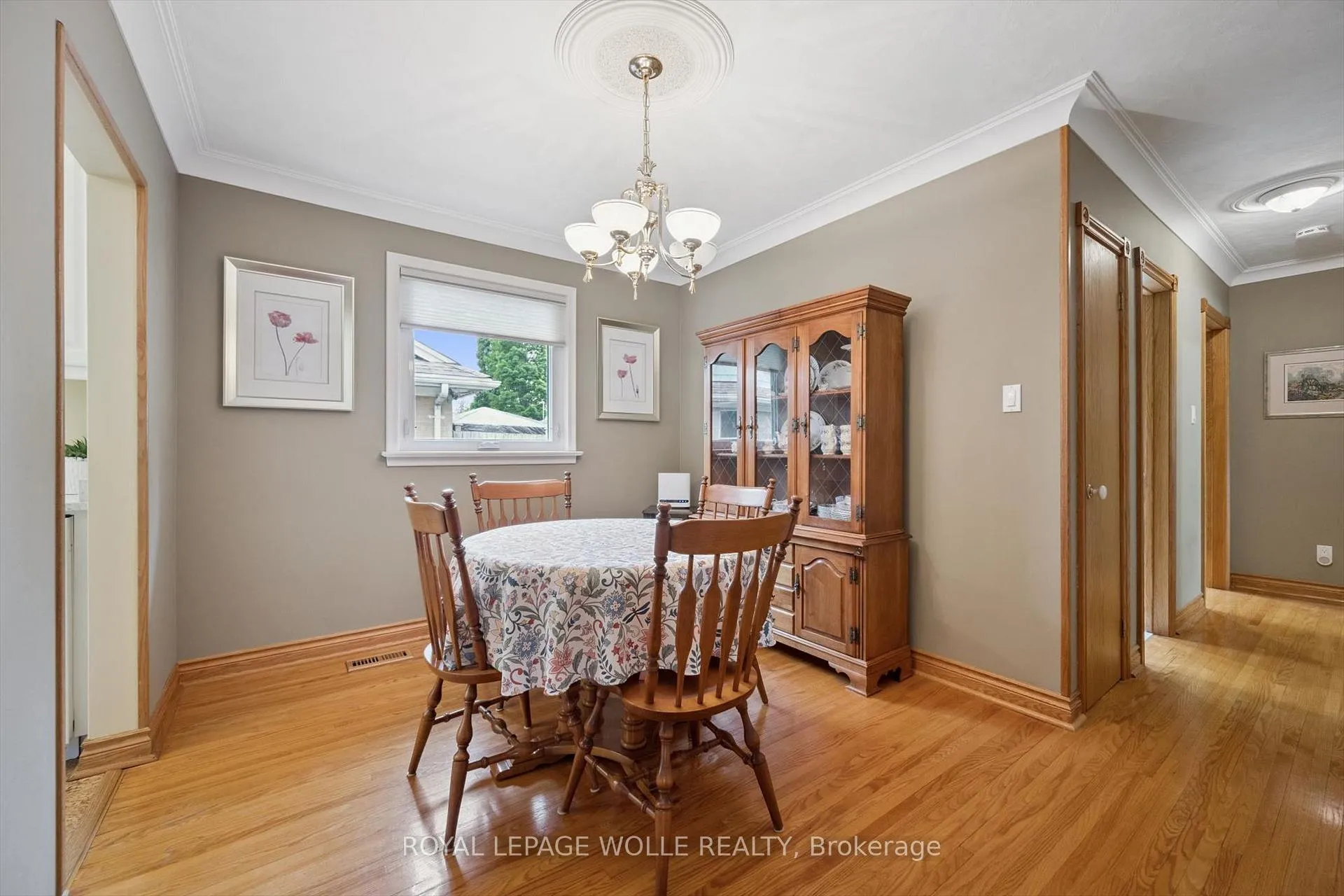 Photo 8 of 317 Pandora Avenue N, Kitchener — HOMEH