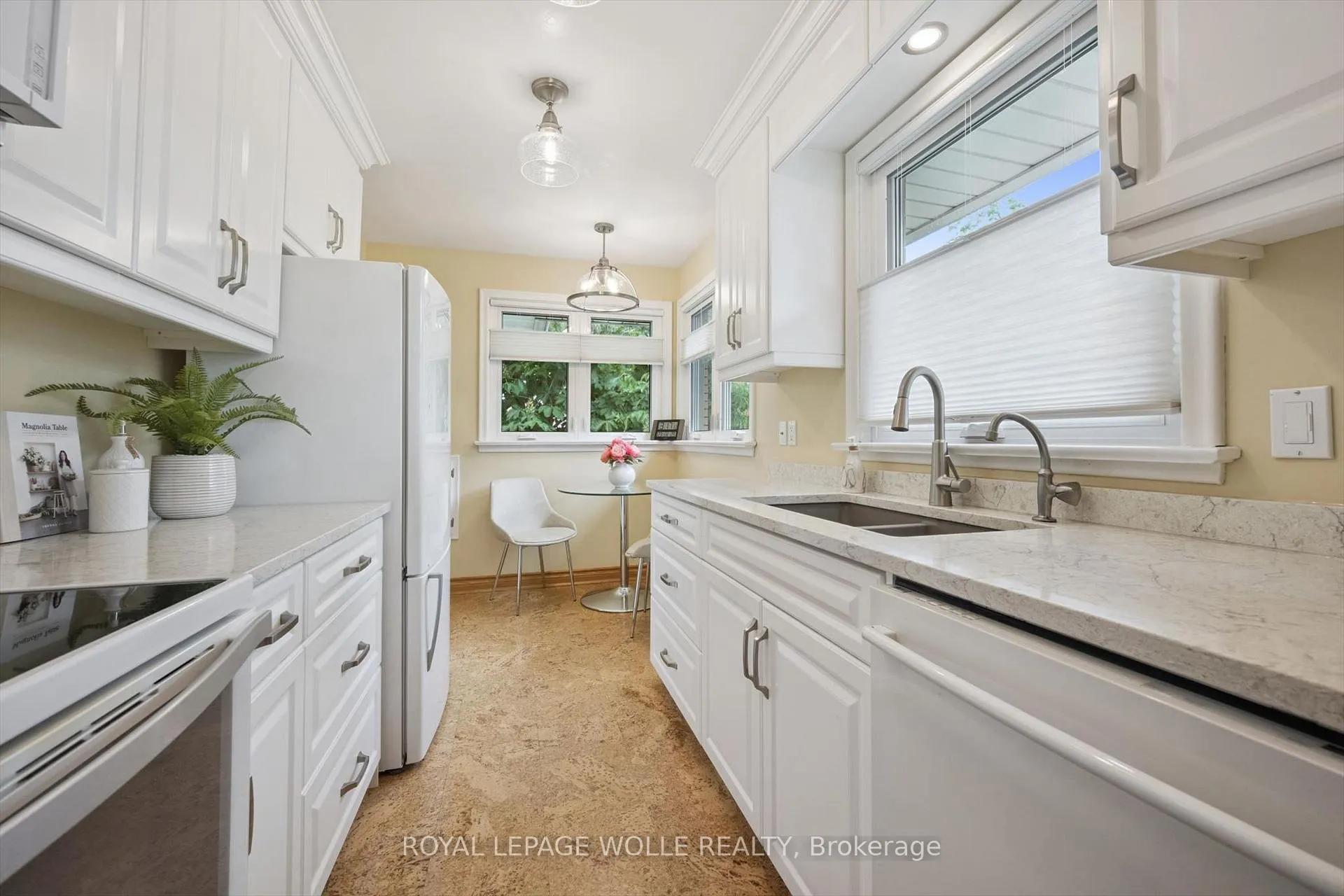 Photo 9 of 317 Pandora Avenue N, Kitchener — HOMEH