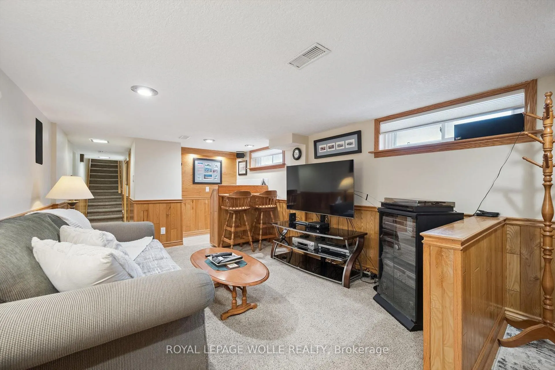 Photo 18 of 317 Pandora Avenue N, Kitchener — HOMEH