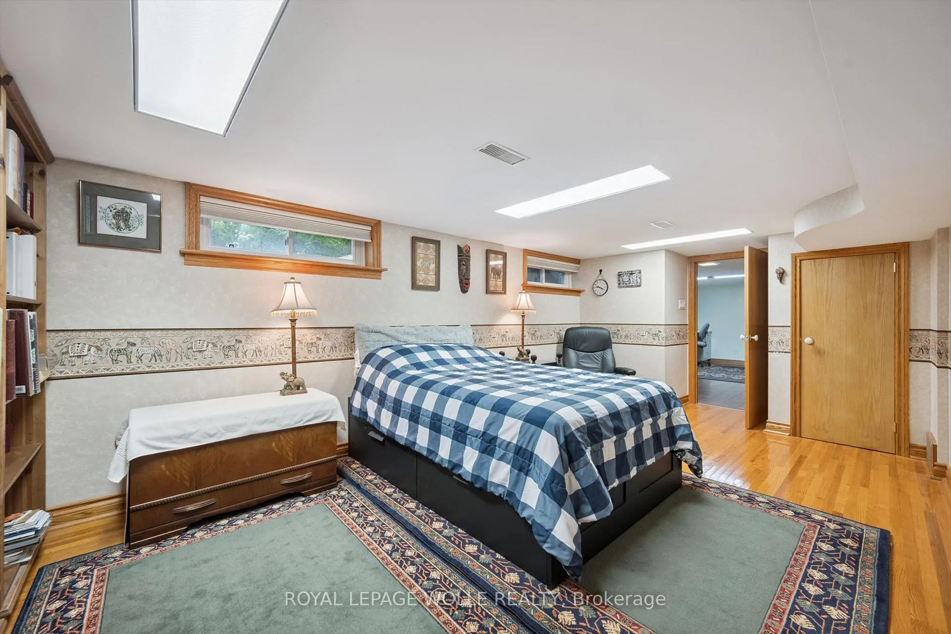 Photo 19 of 317 Pandora Avenue N, Kitchener — HOMEH