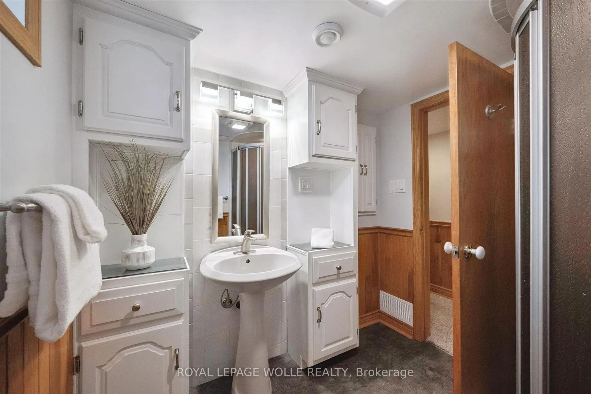 Photo 23 of 317 Pandora Avenue N, Kitchener — HOMEH