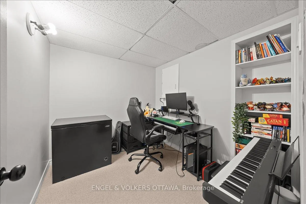 Photo 27 of Unit 54, 956 Cookshire Crescent, Ottawa, Fallingbrook/Ridgemount — HOMEH