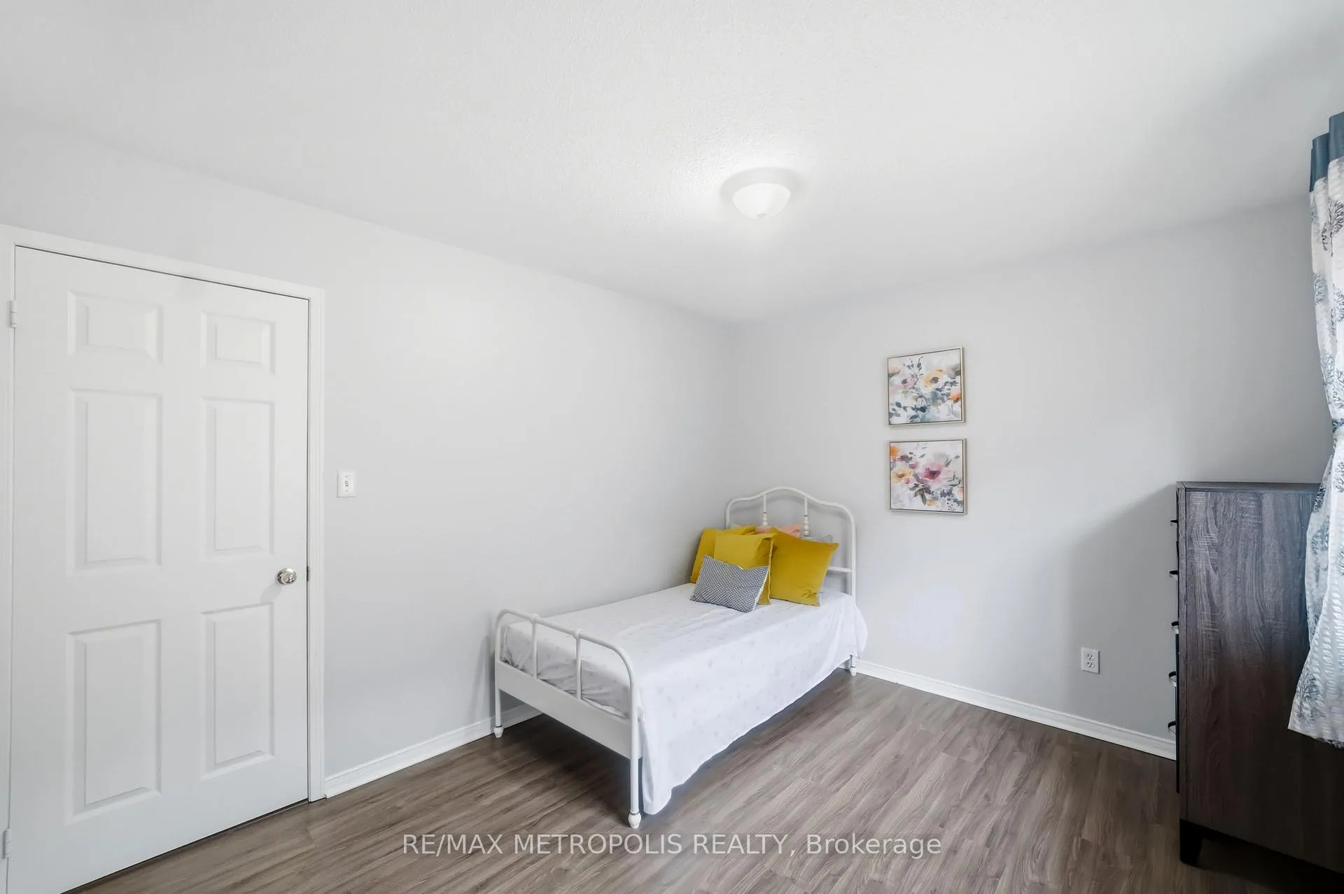 Photo 34 of 13 Capistro Street, Brampton, Fletcher's Meadow — HOMEH
