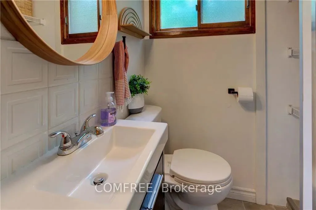 Photo 15 of 199 West Devil Lake Lane, Frontenac, Frontenac South — HOMEH