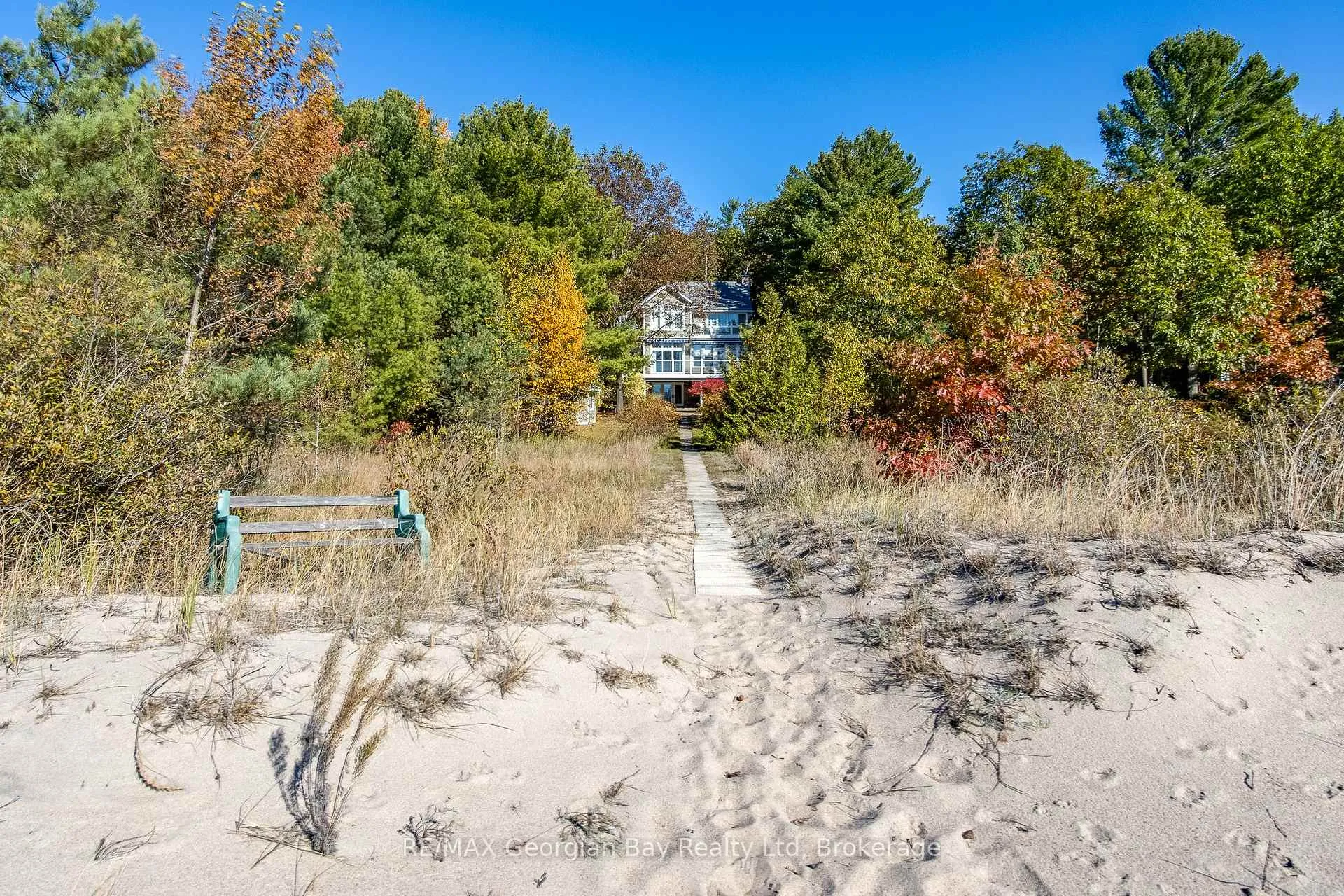 Photo 3 of 86 Nottawaga Drive, Tiny, Rural Tiny — HOMEH
