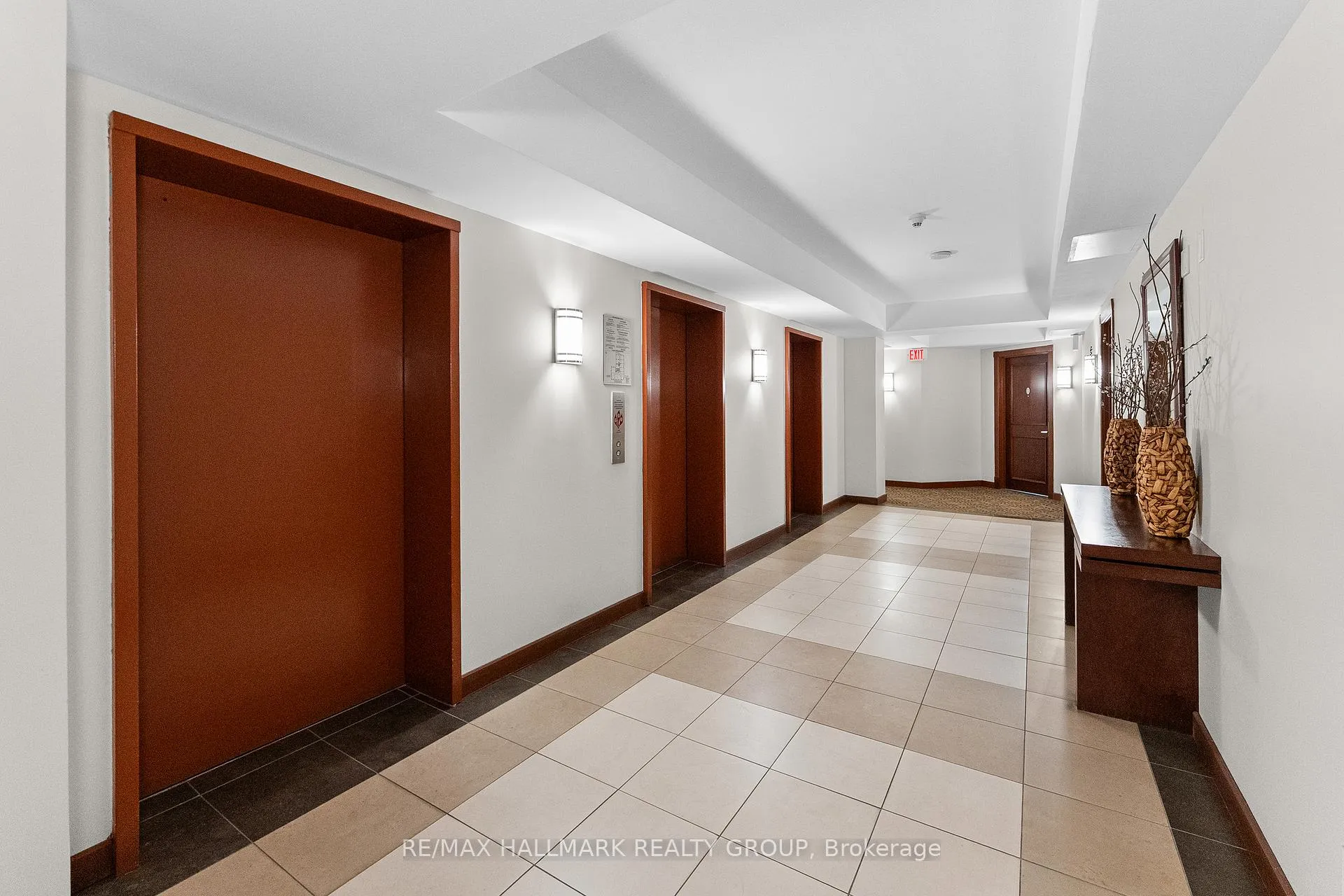 Photo 8 of Unit 1702, 200 Rideau Street, Ottawa, Sandy Hill — HOMEH