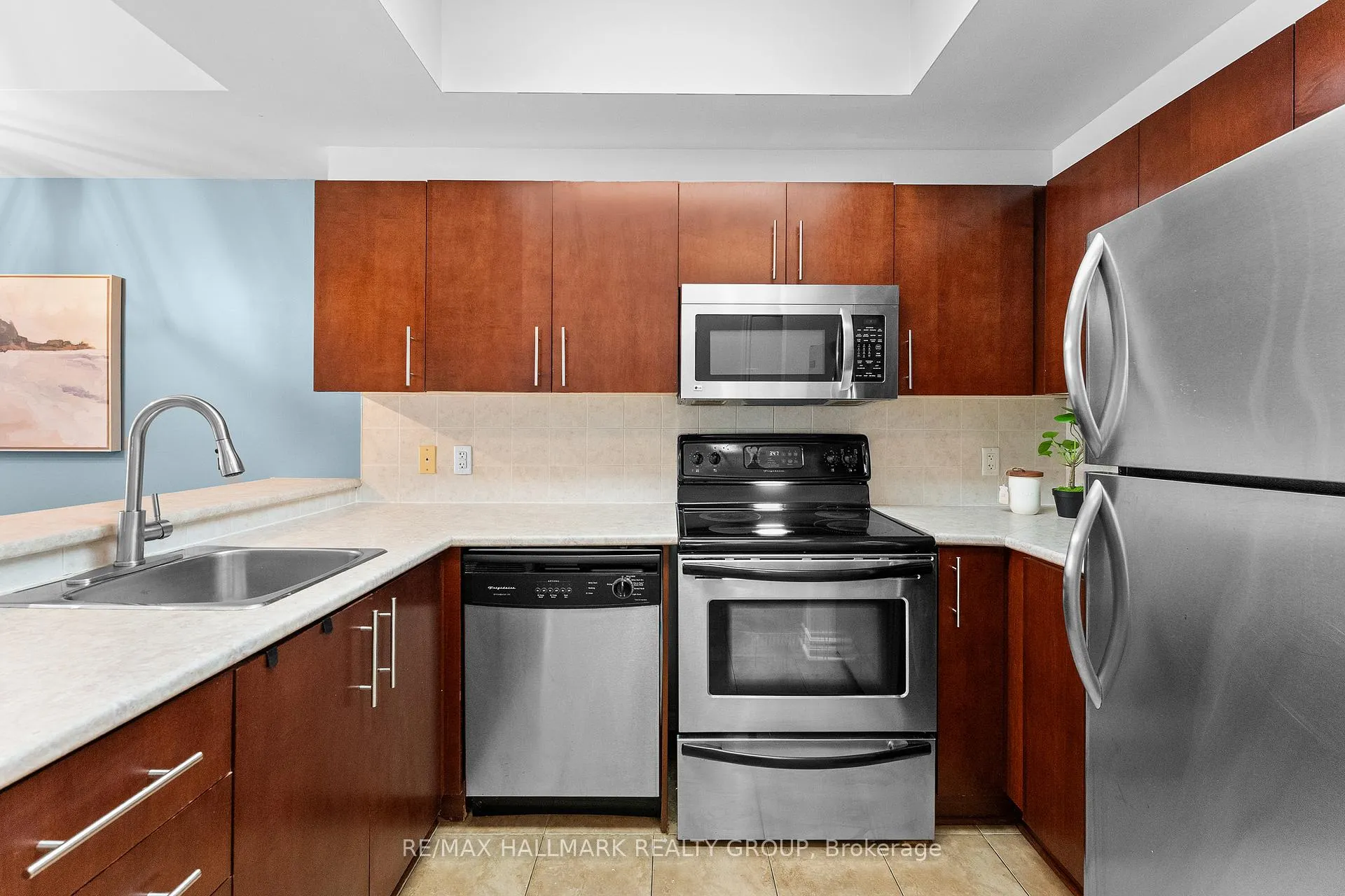 Photo 14 of Unit 1702, 200 Rideau Street, Ottawa, Sandy Hill — HOMEH