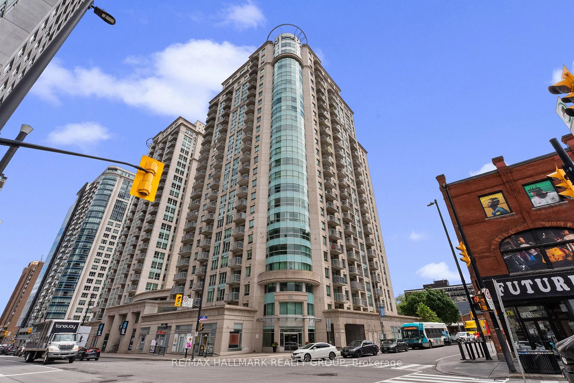 Photo 46 of Unit 1702, 200 Rideau Street, Ottawa, Sandy Hill — HOMEH