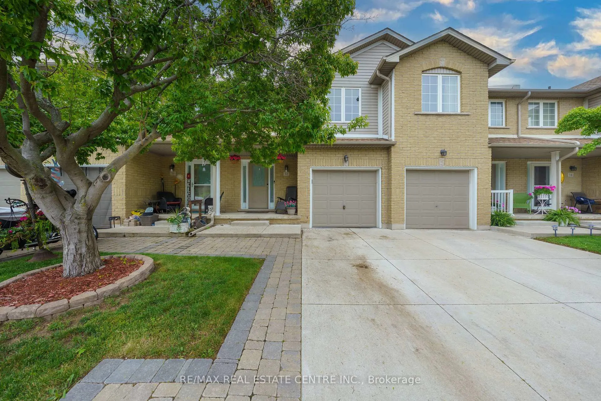 Photo 1 of Unit 32, 76 Frances Avenue, Hamilton, Lakeshore — HOMEH